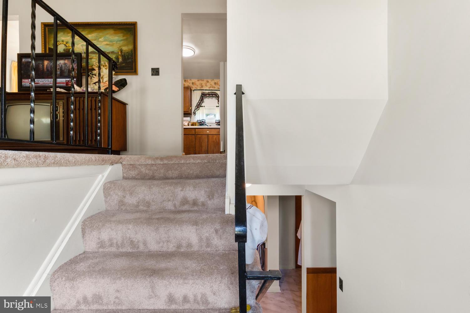 BROOKE MANOR - Residential