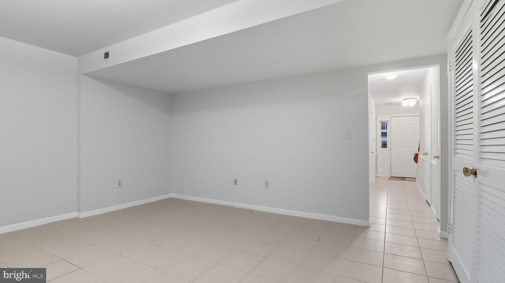 OWENS GLEN - Residential Lease