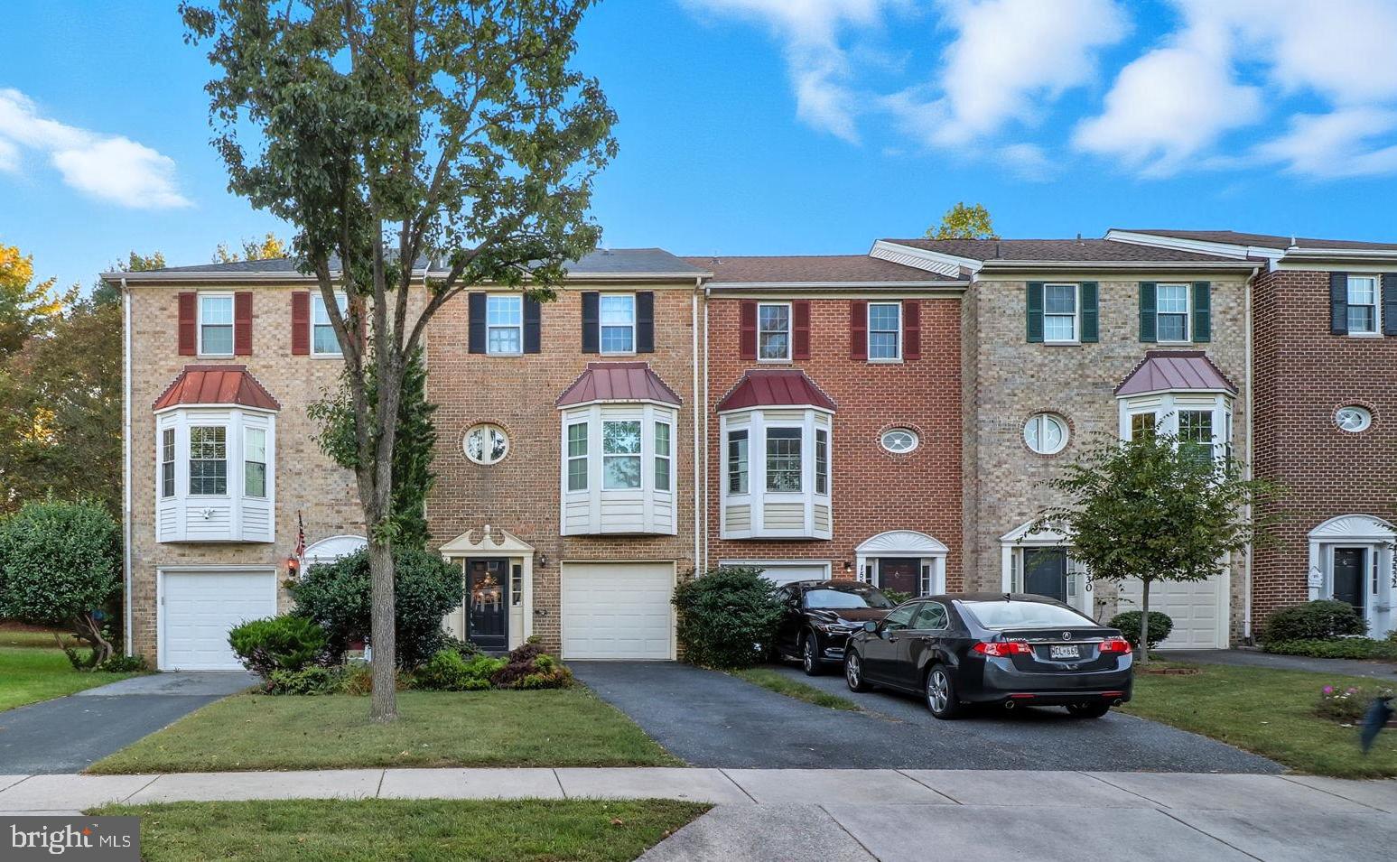 OWENS GLEN - Residential Lease