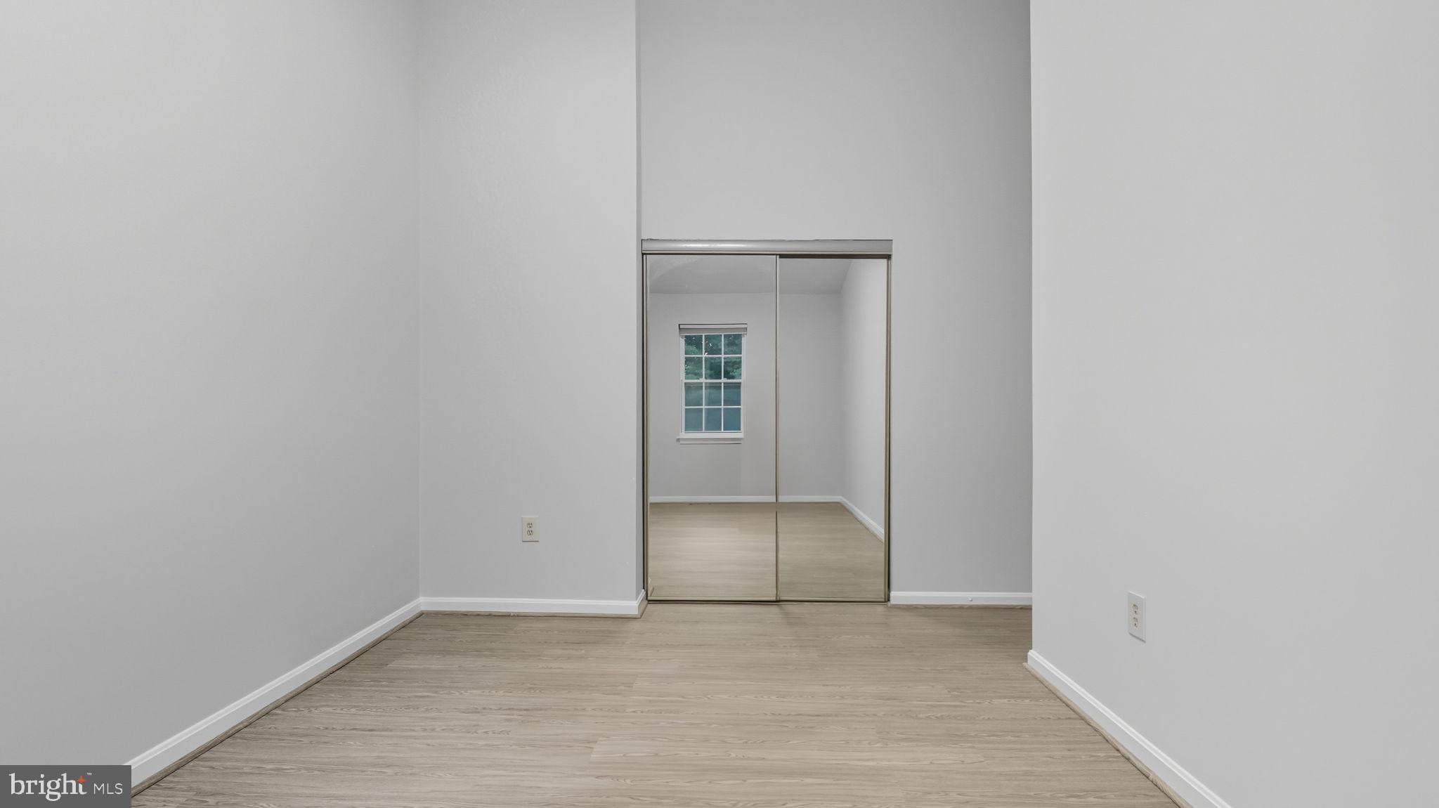 OWENS GLEN - Residential Lease