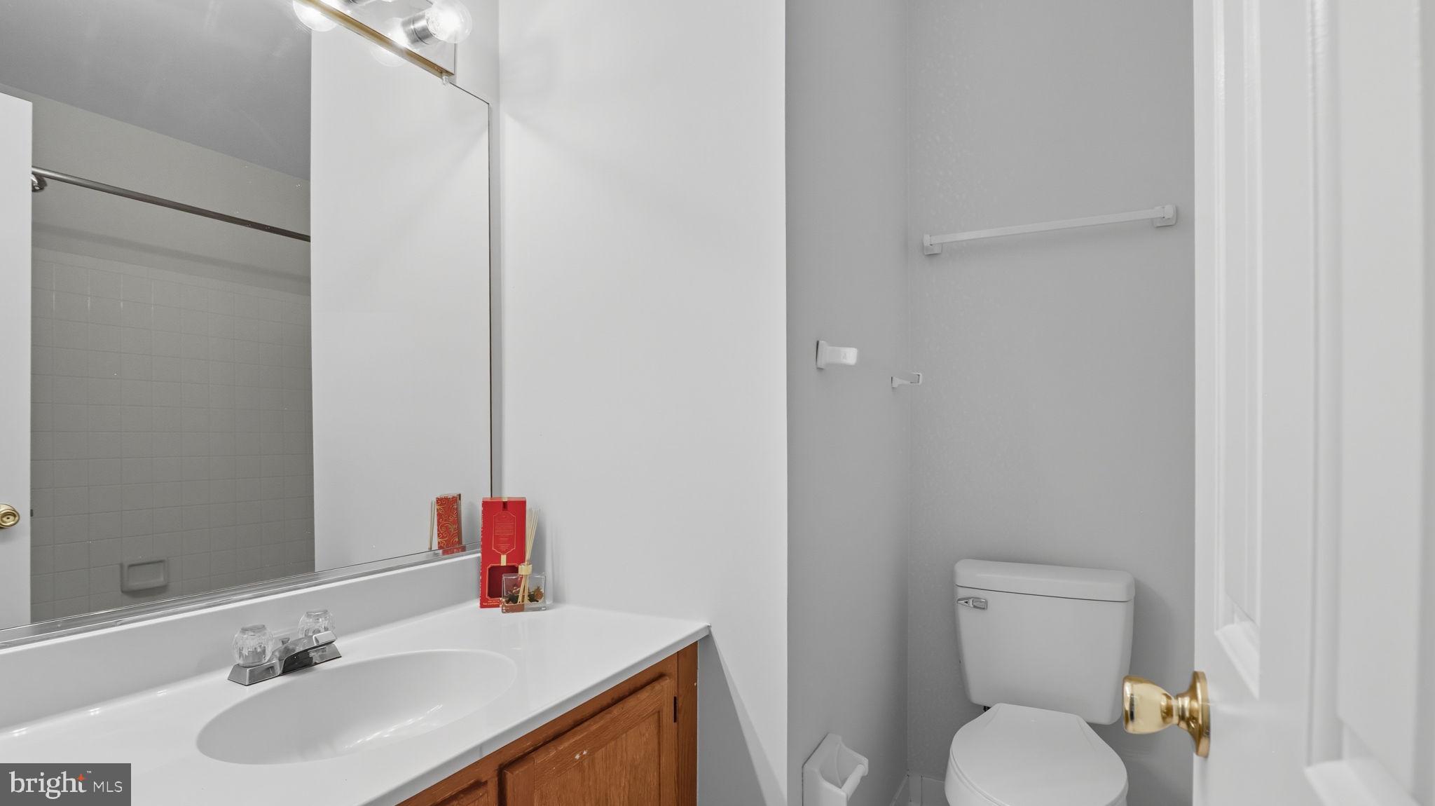 OWENS GLEN - Residential Lease