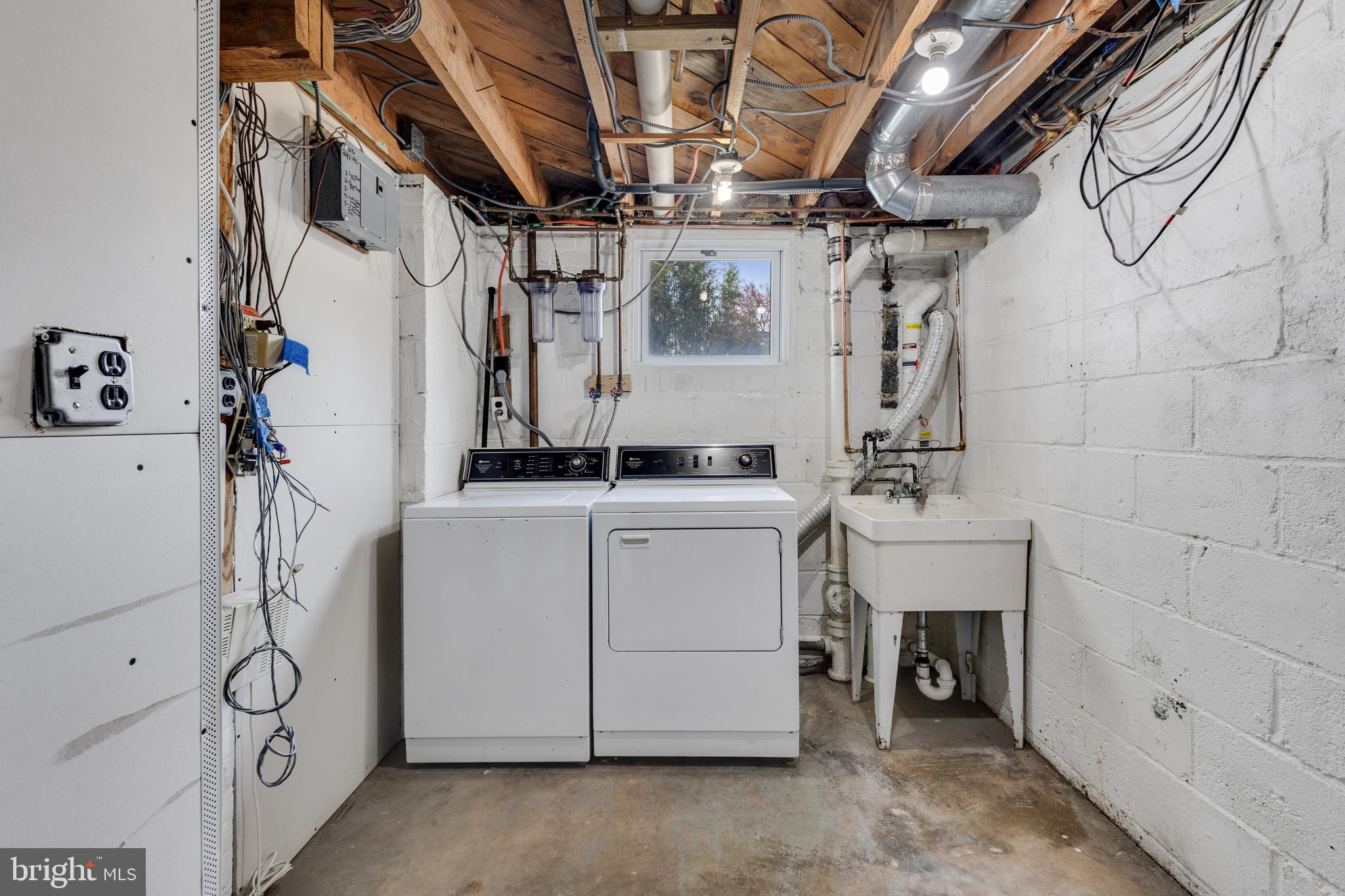 INDIAN SPRING VILLAGE - Residential