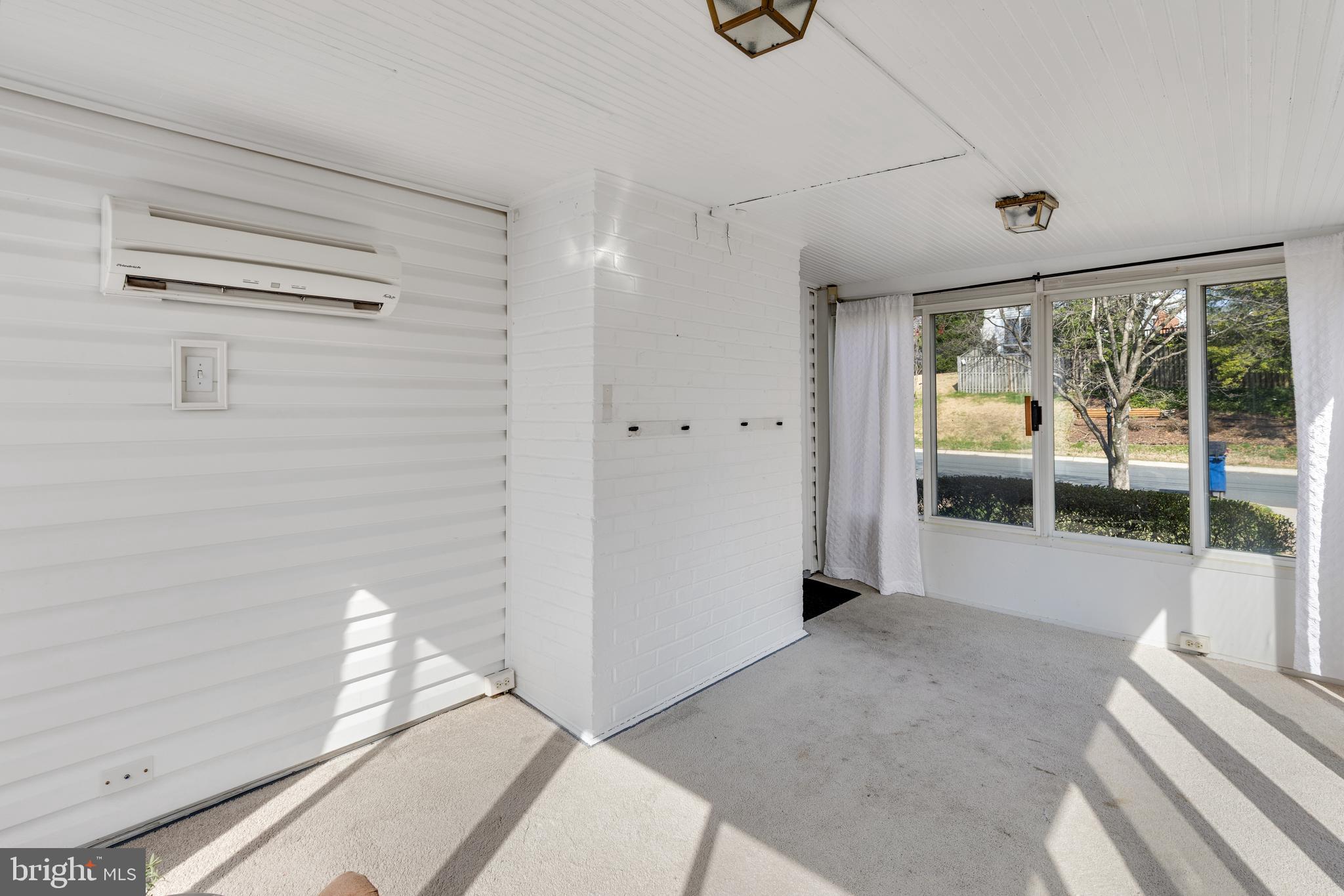 INDIAN SPRING VILLAGE - Residential