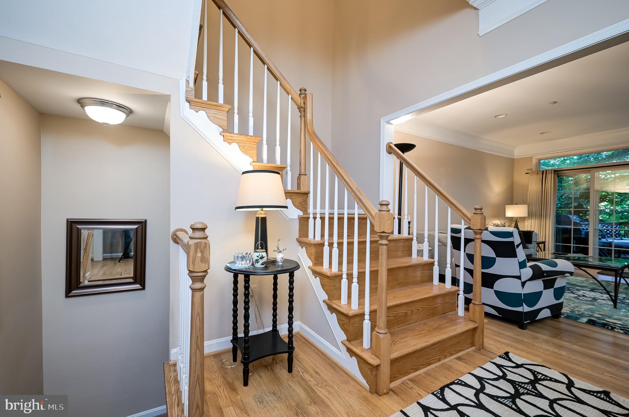 LAKE HALLOWELL - Residential