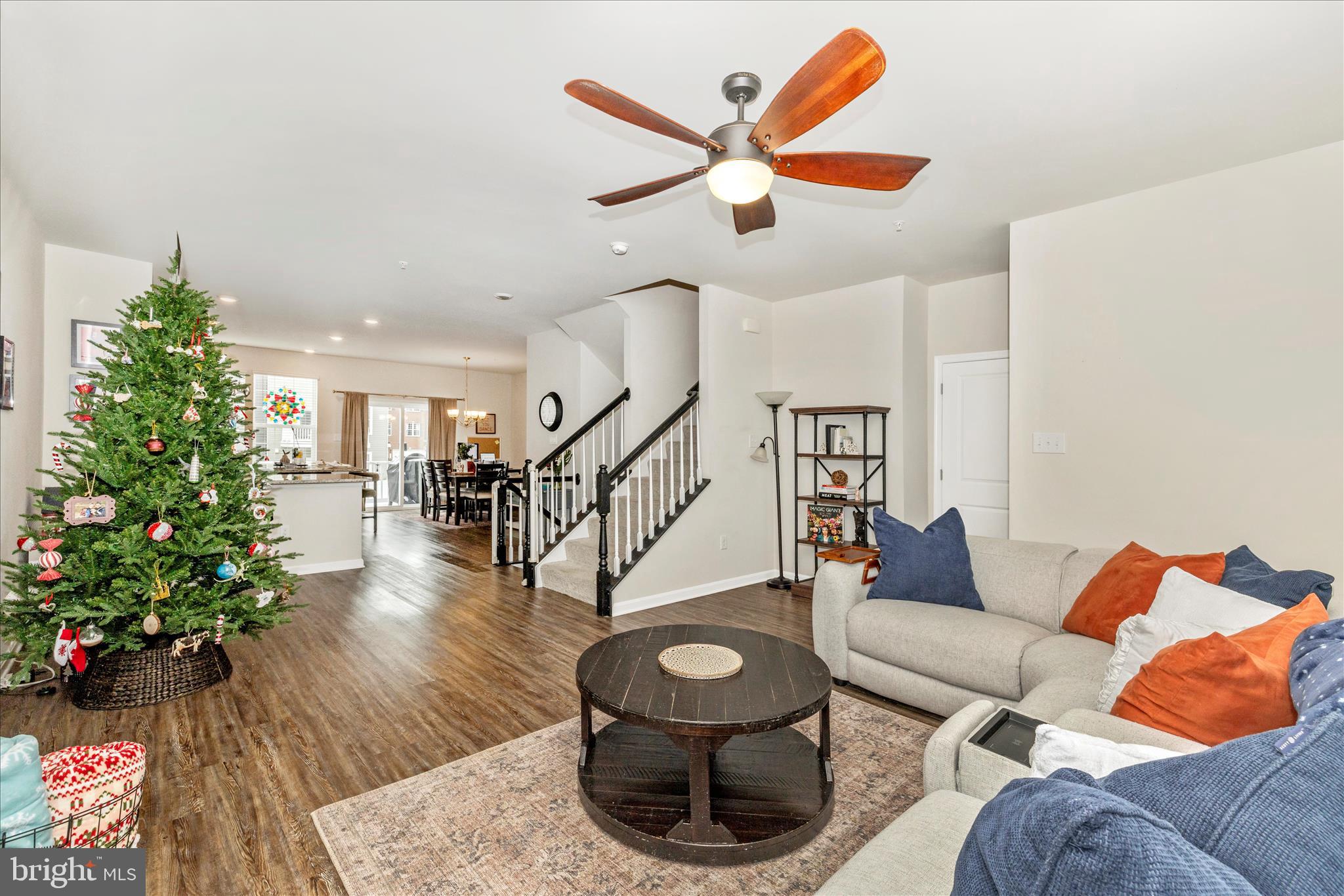 WESTVIEW SOUTH - Residential