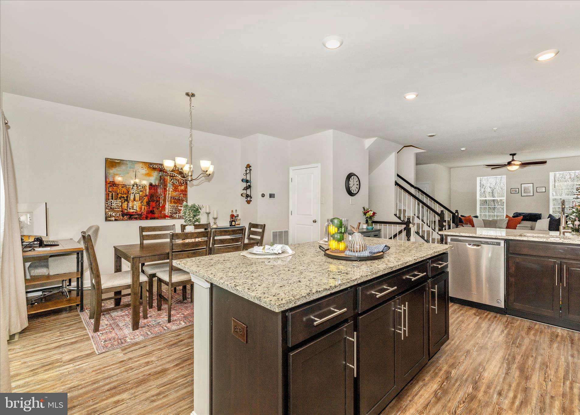 WESTVIEW SOUTH - Residential