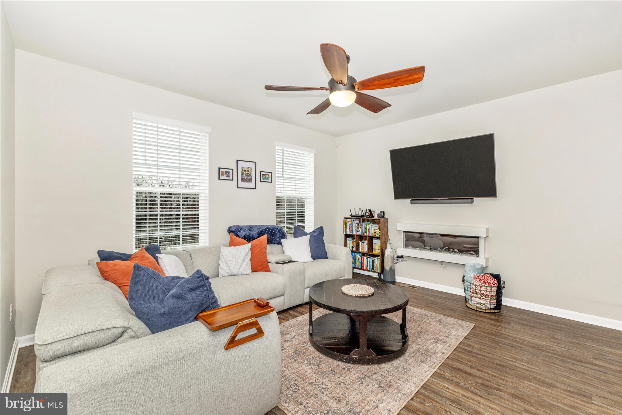 WESTVIEW SOUTH - Residential