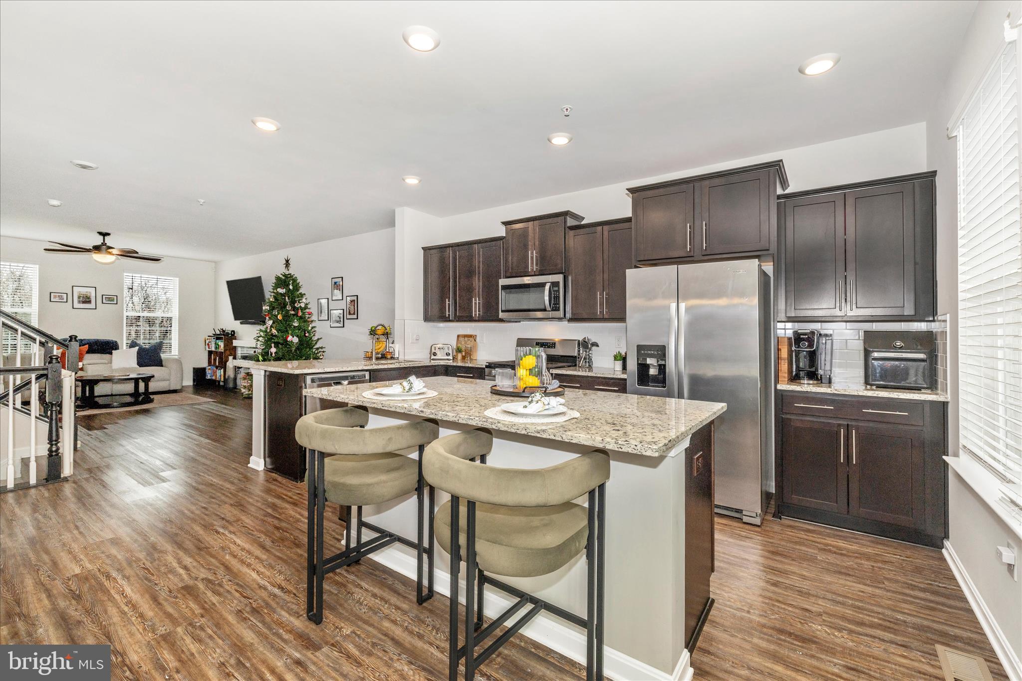 WESTVIEW SOUTH - Residential