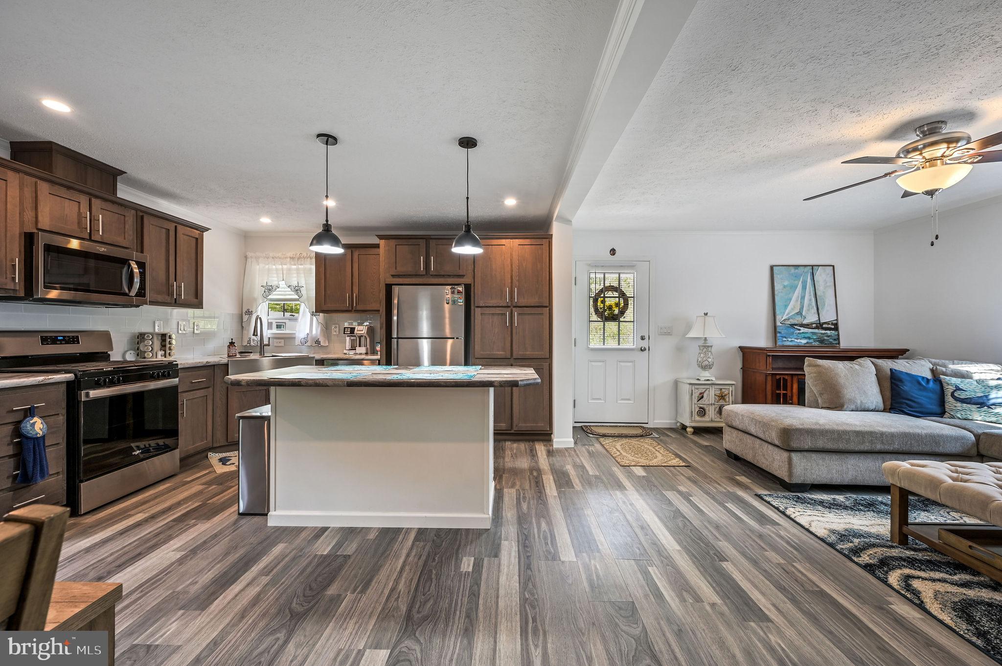 RIDGEWOOD MHP - Residential