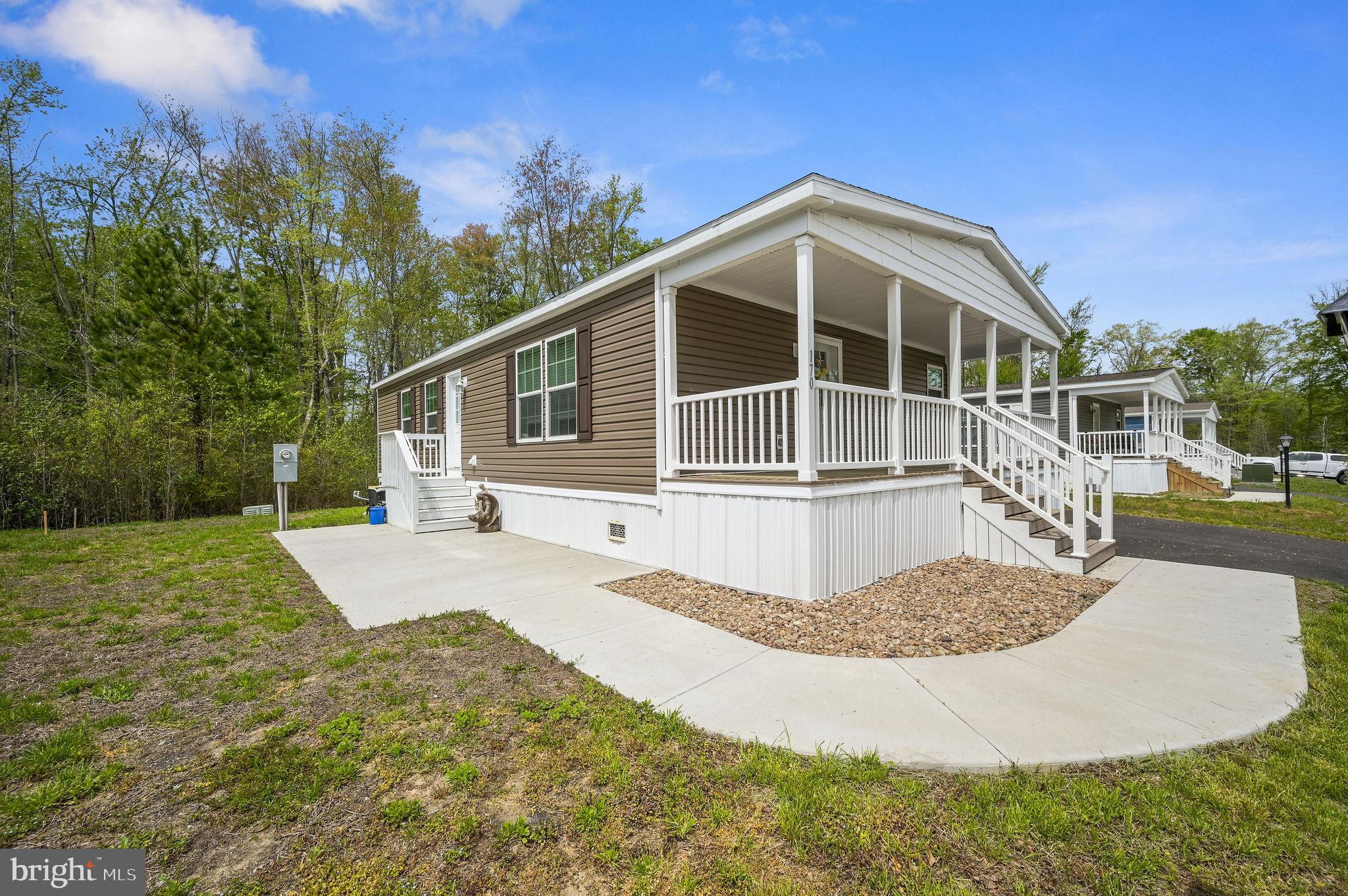 RIDGEWOOD MHP - Residential