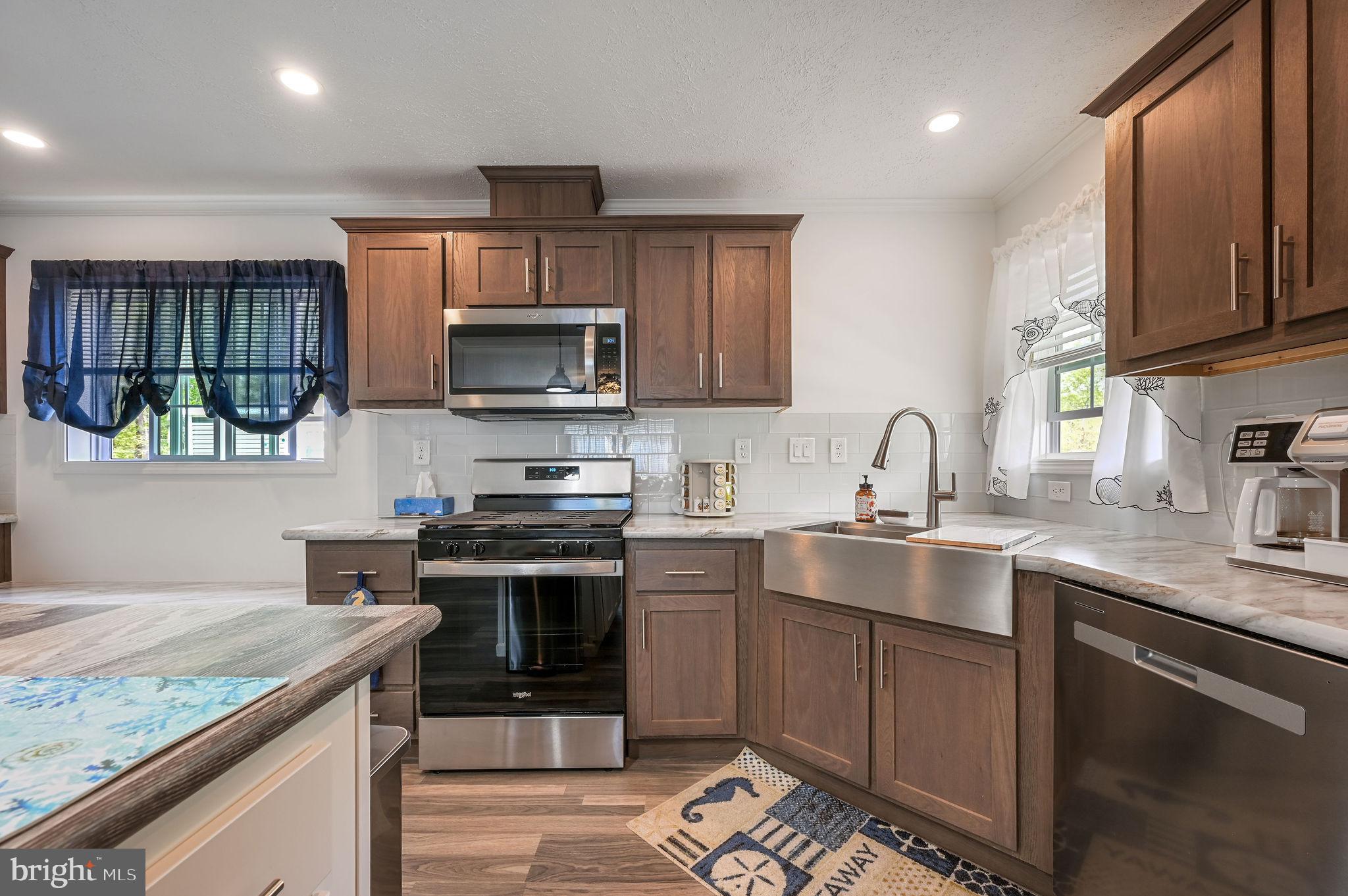 RIDGEWOOD MHP - Residential