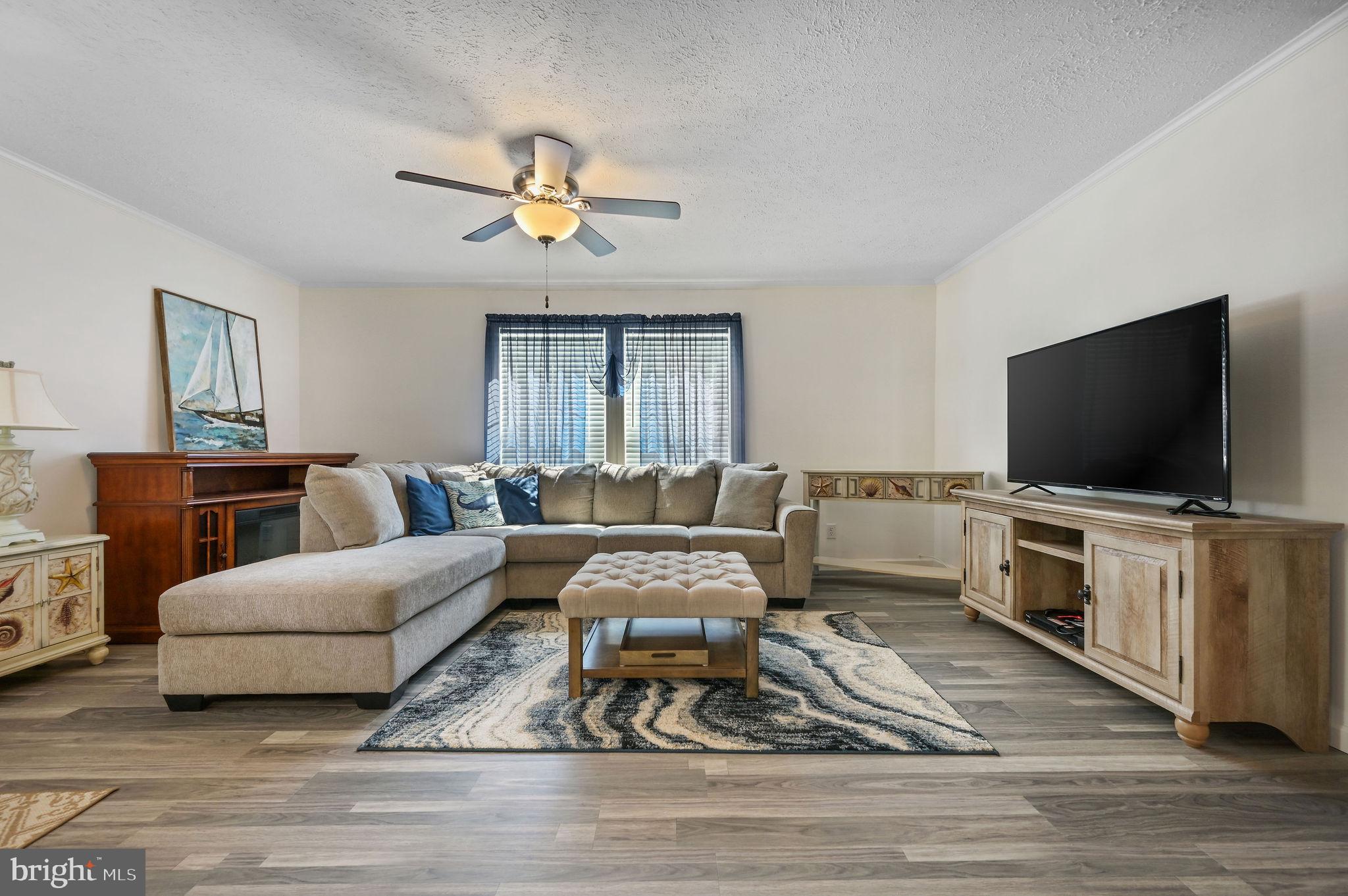 RIDGEWOOD MHP - Residential