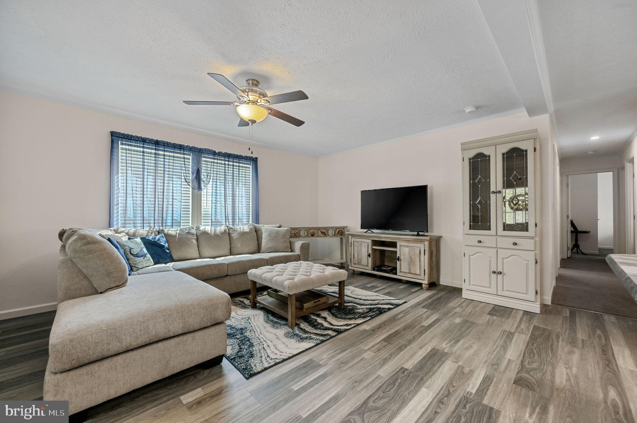 RIDGEWOOD MHP - Residential