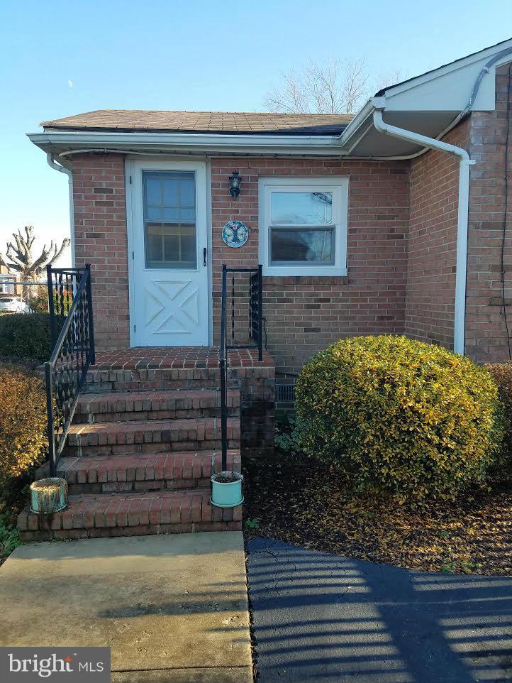 FREDERICKSBURG CITY - Residential Lease