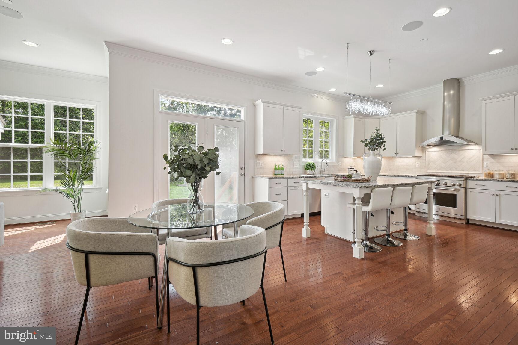 HIGH POINT - Residential