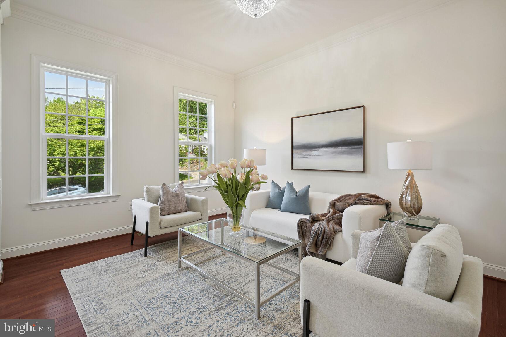 HIGH POINT - Residential