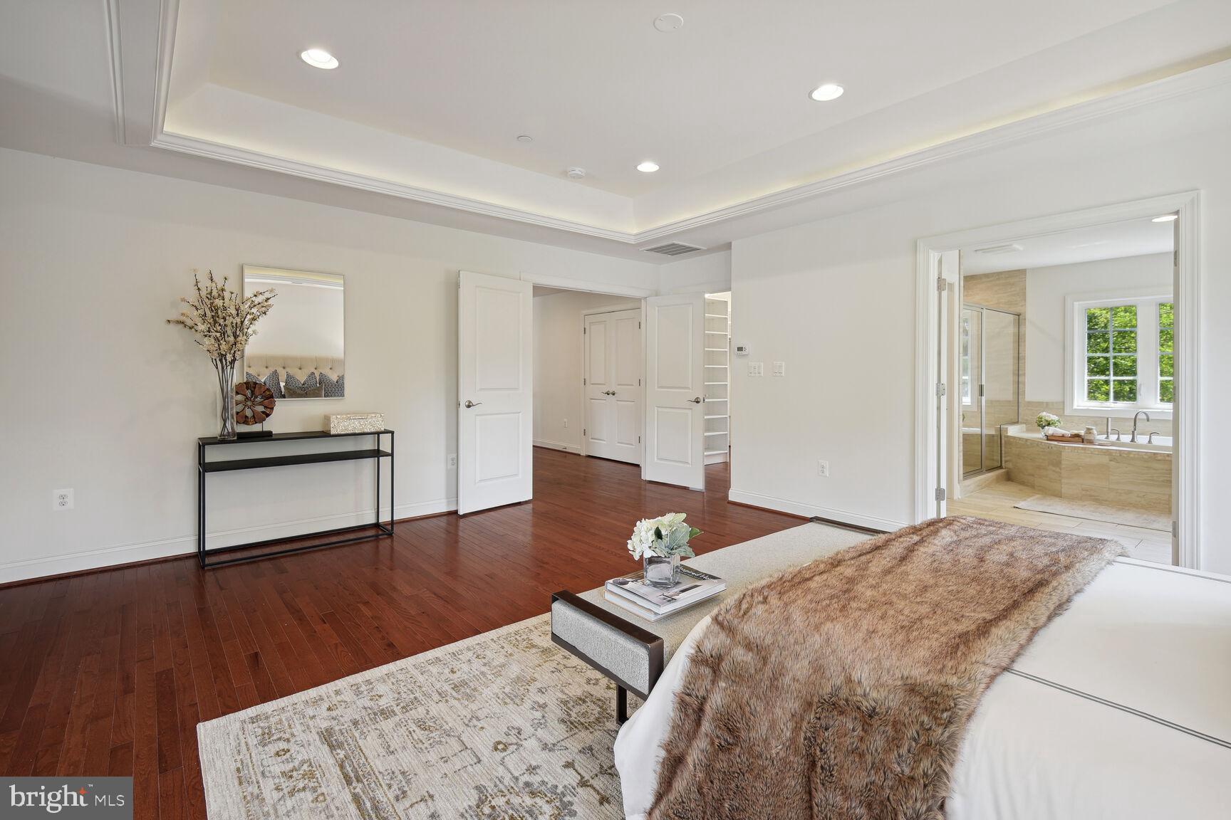 HIGH POINT - Residential