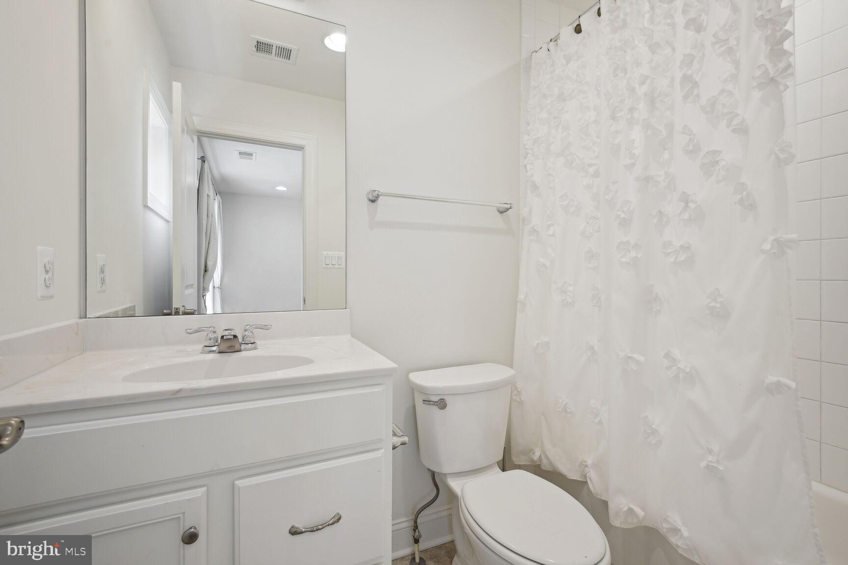 HIGH POINT - Residential