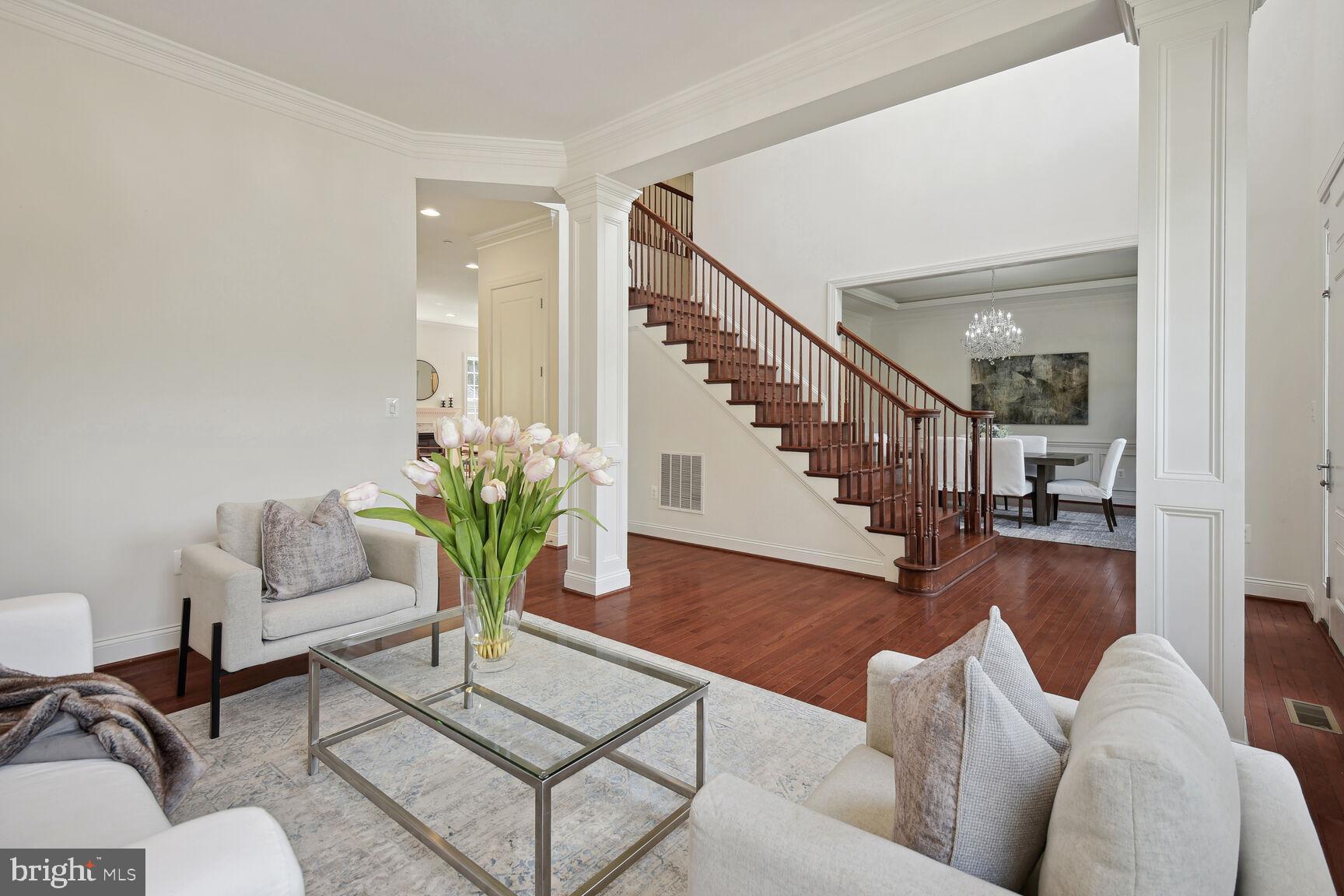 HIGH POINT - Residential