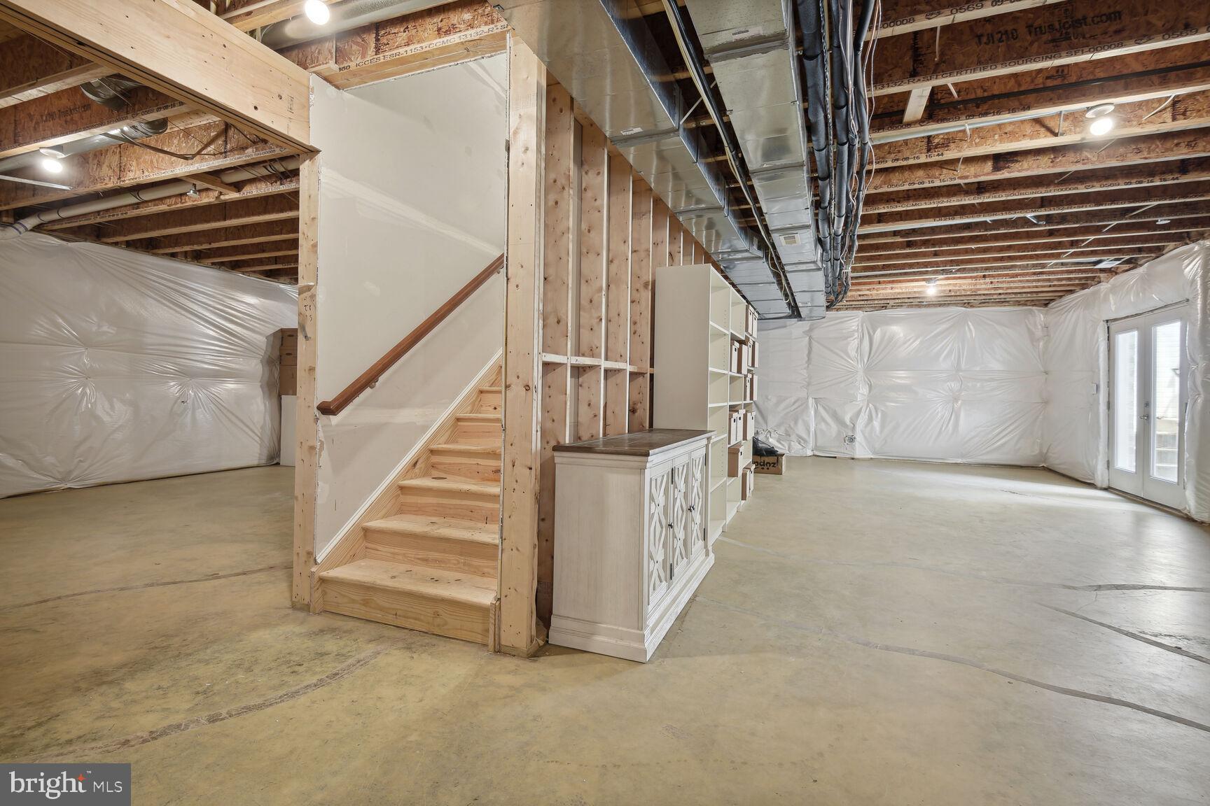 HIGH POINT - Residential