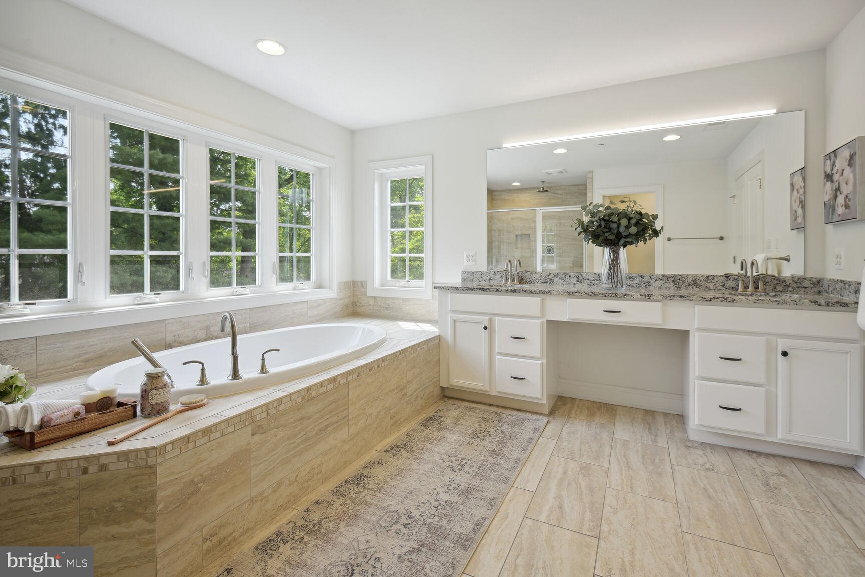 HIGH POINT - Residential