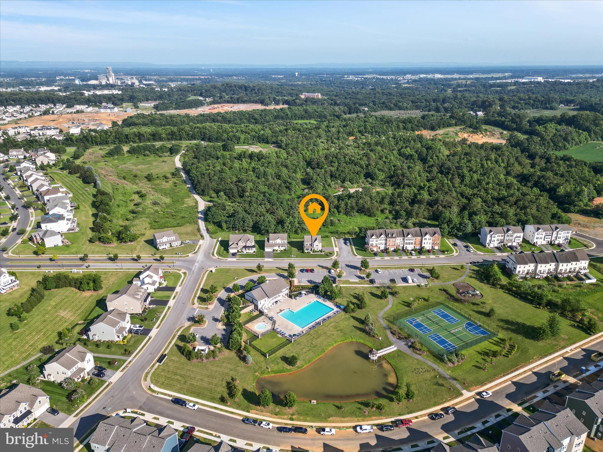 MARTINSBURG STATION - Residential