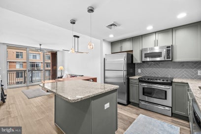 1020 N HIGHLAND STREET 907 ARLINGTON VA 22201