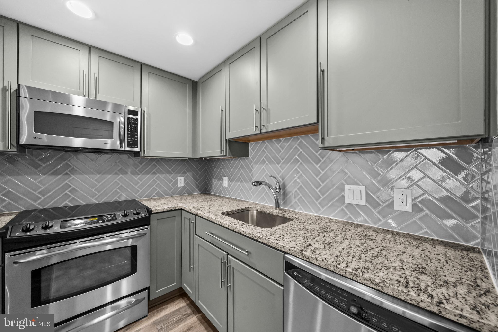 THE PHOENIX CONDOMINIUMS - Residential