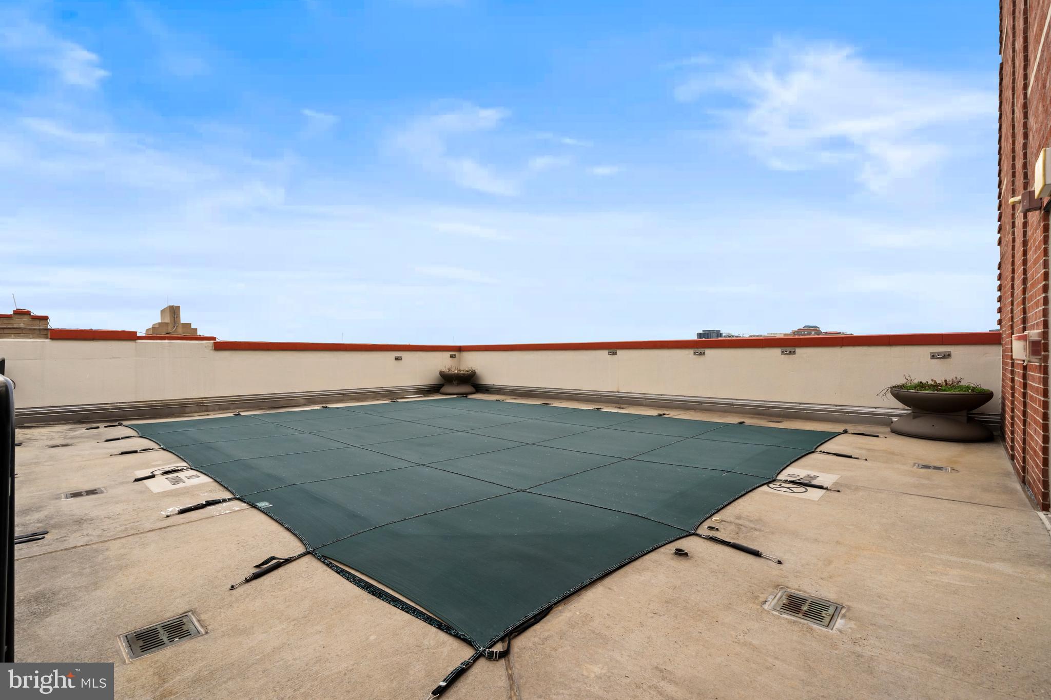 THE PHOENIX CONDOMINIUMS - Residential