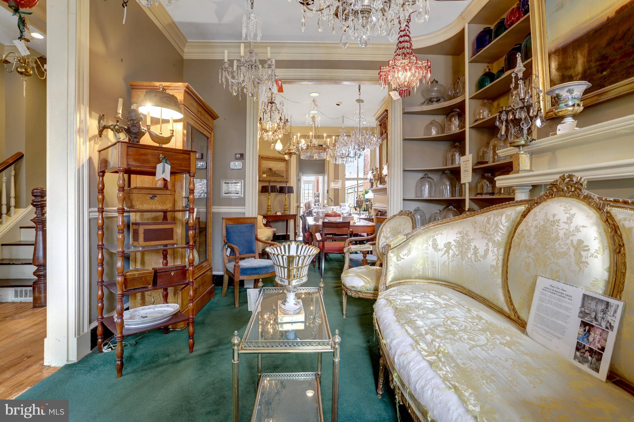 OLD TOWN ALEXANDRIA - Commercial Sale