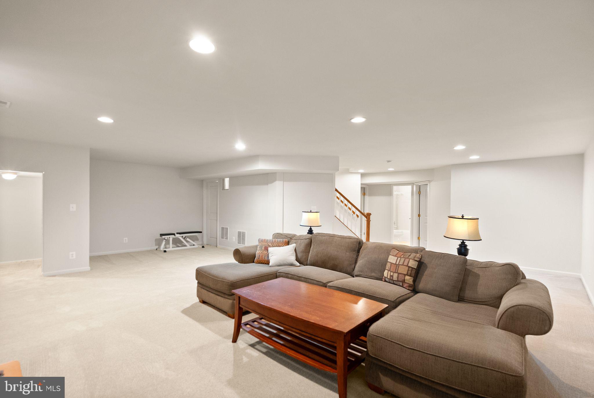 BRAMBLETON - Residential