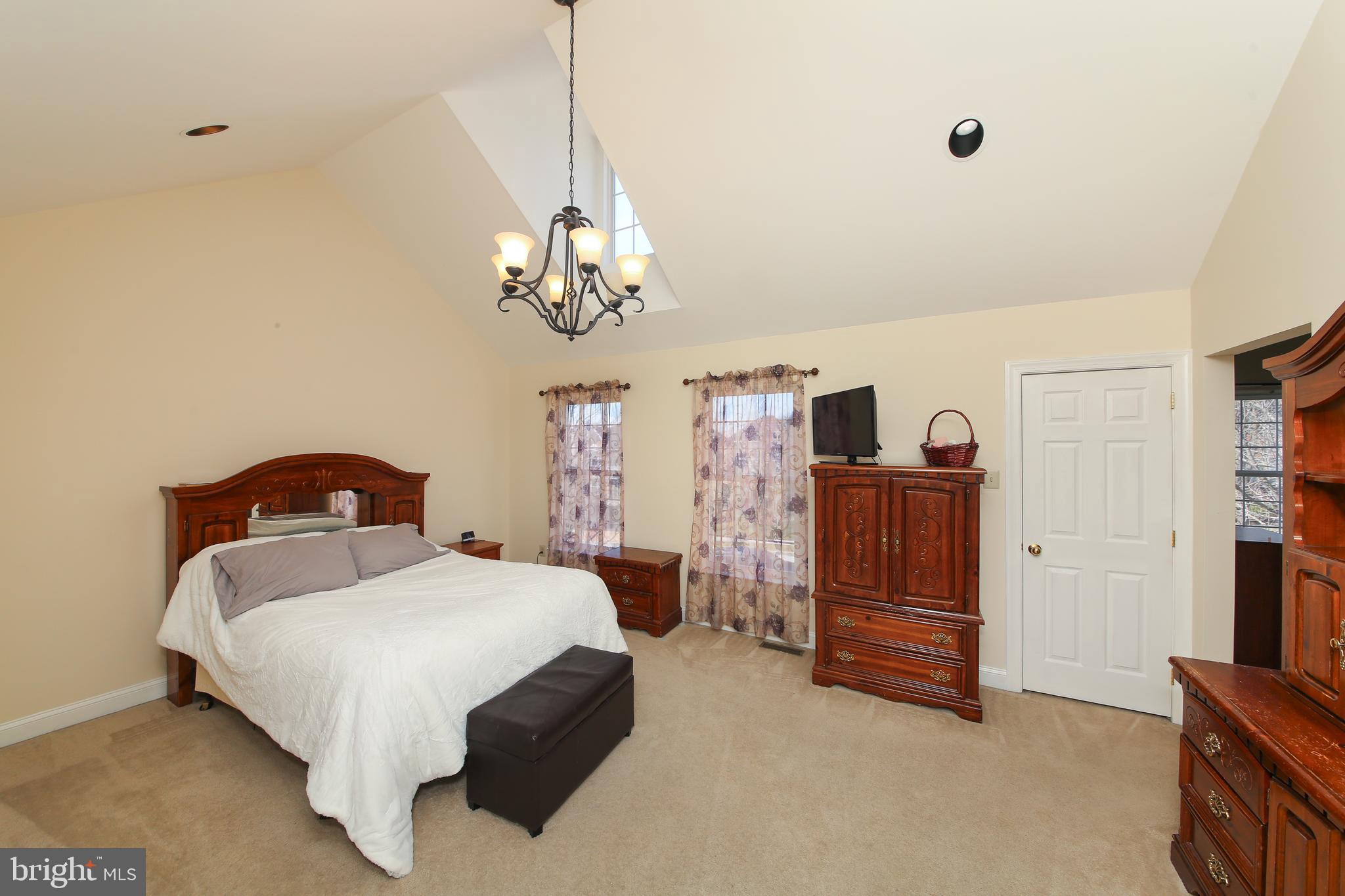 RIDINGS AT BELL T - Residential