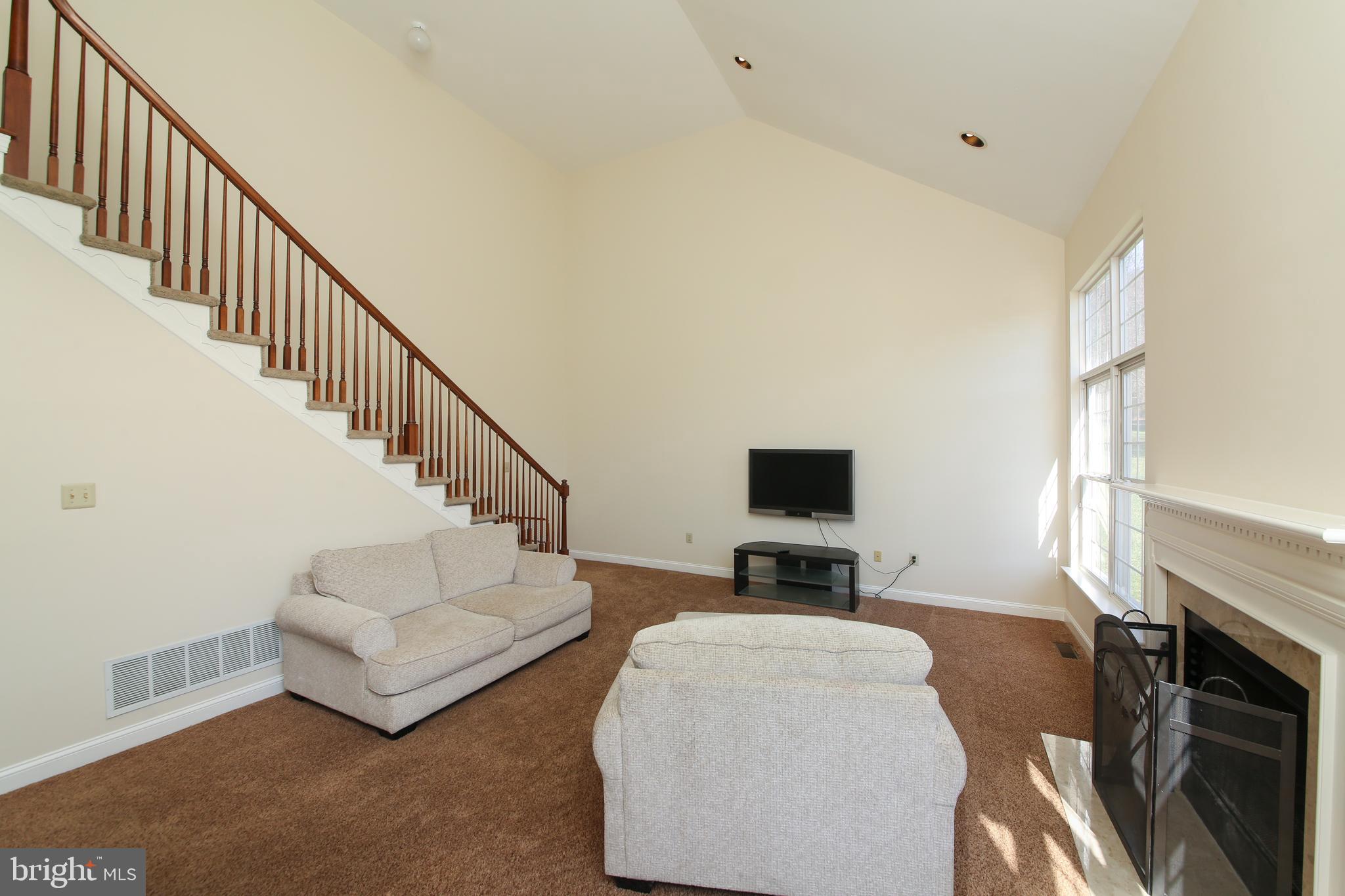 RIDINGS AT BELL T - Residential