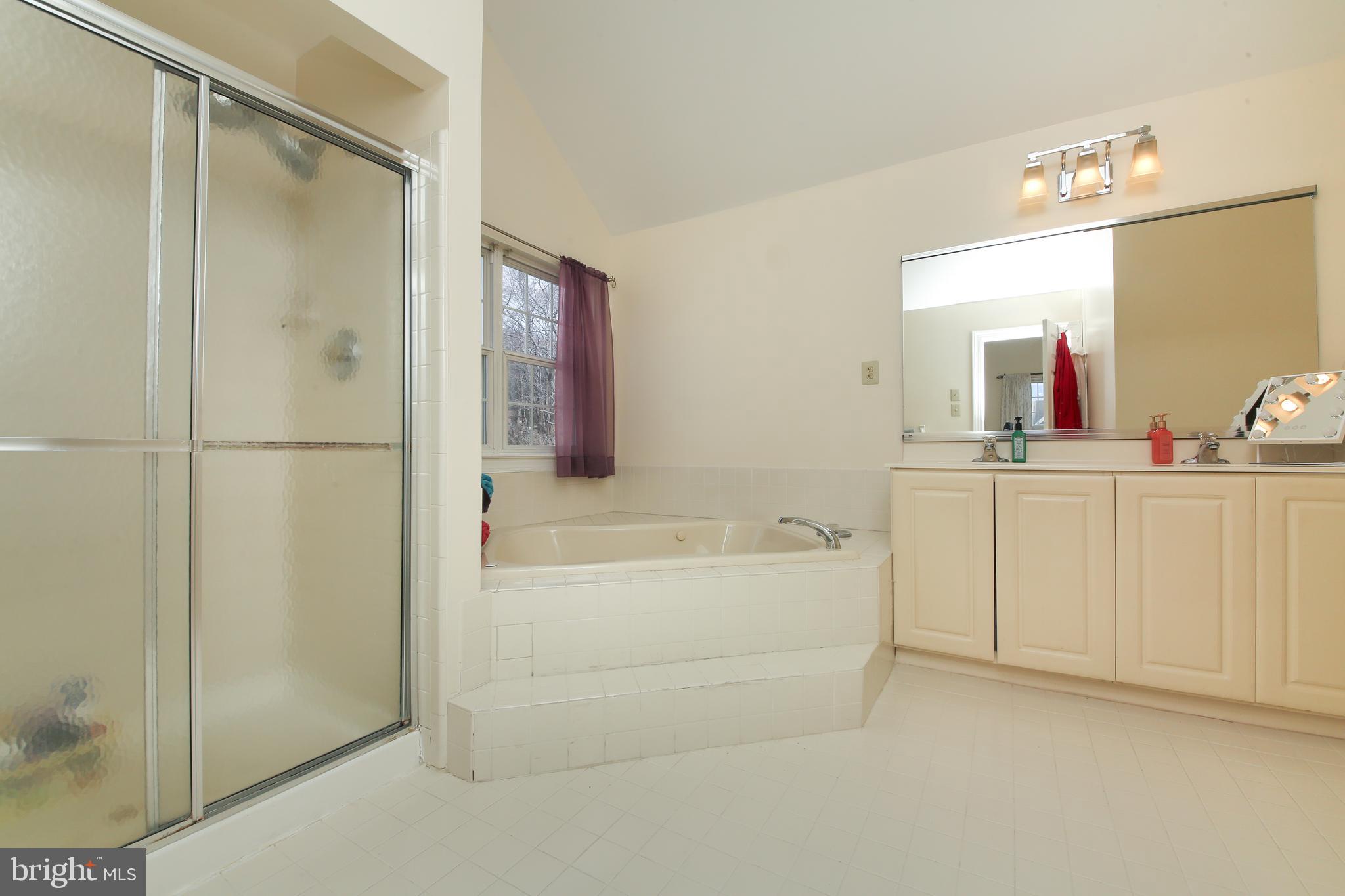 RIDINGS AT BELL T - Residential