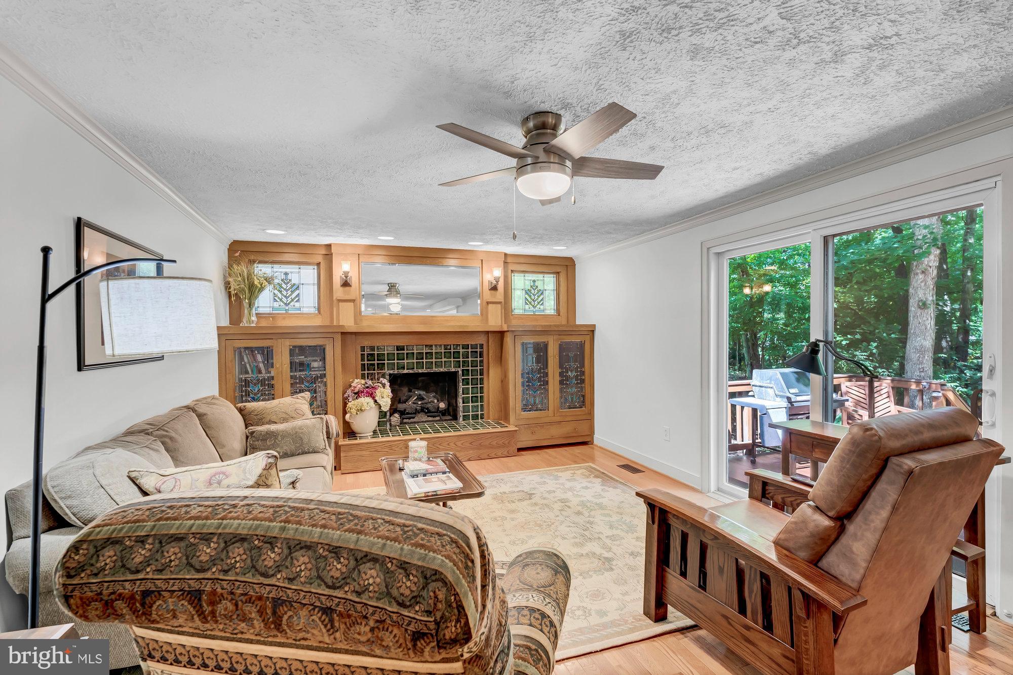 RESTON - Residential