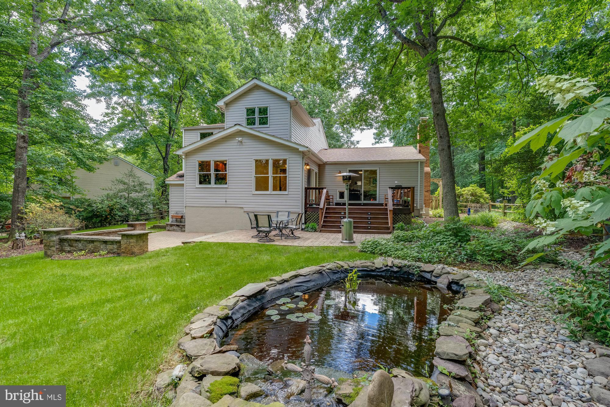 RESTON - Residential