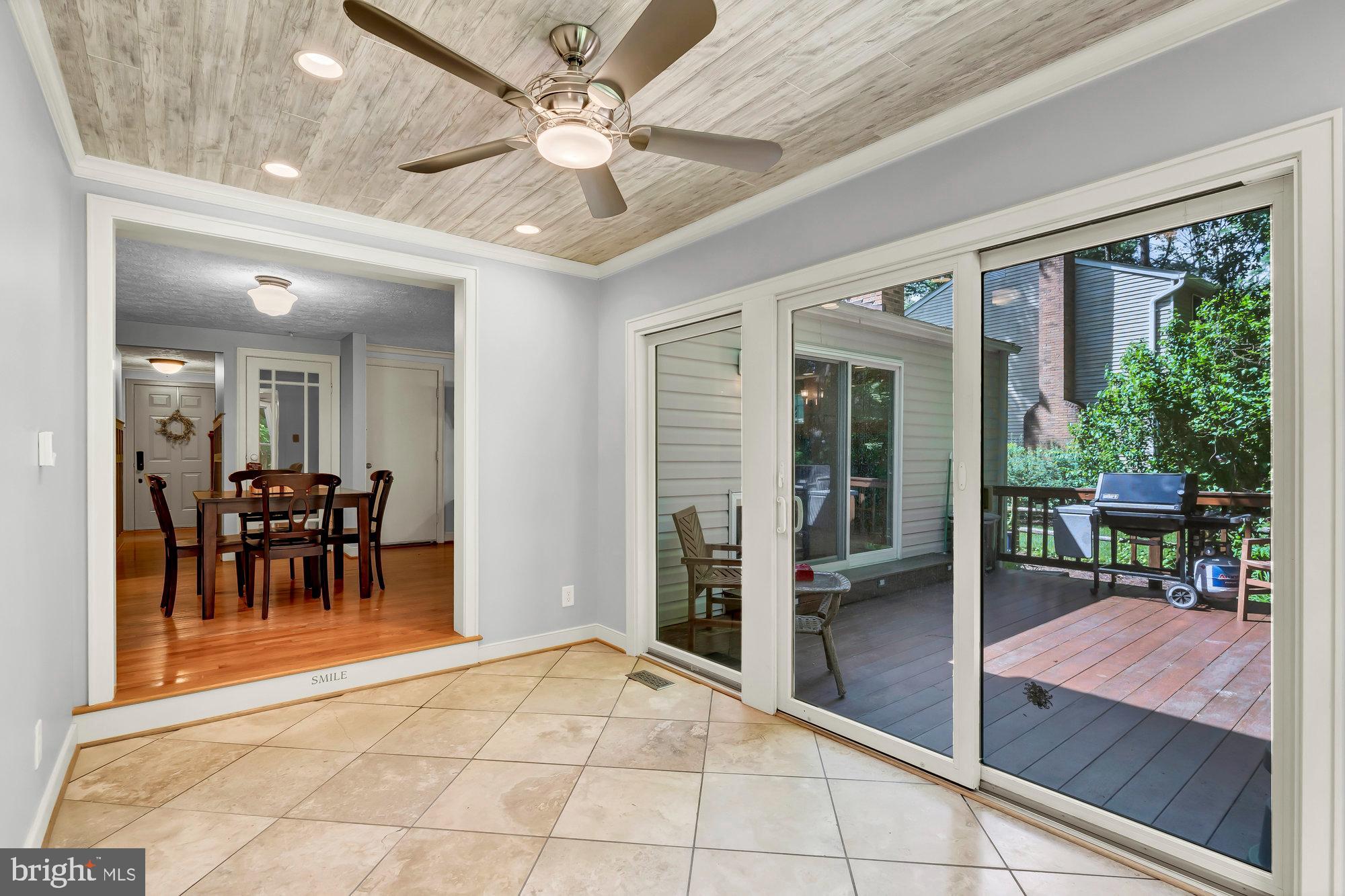 RESTON - Residential