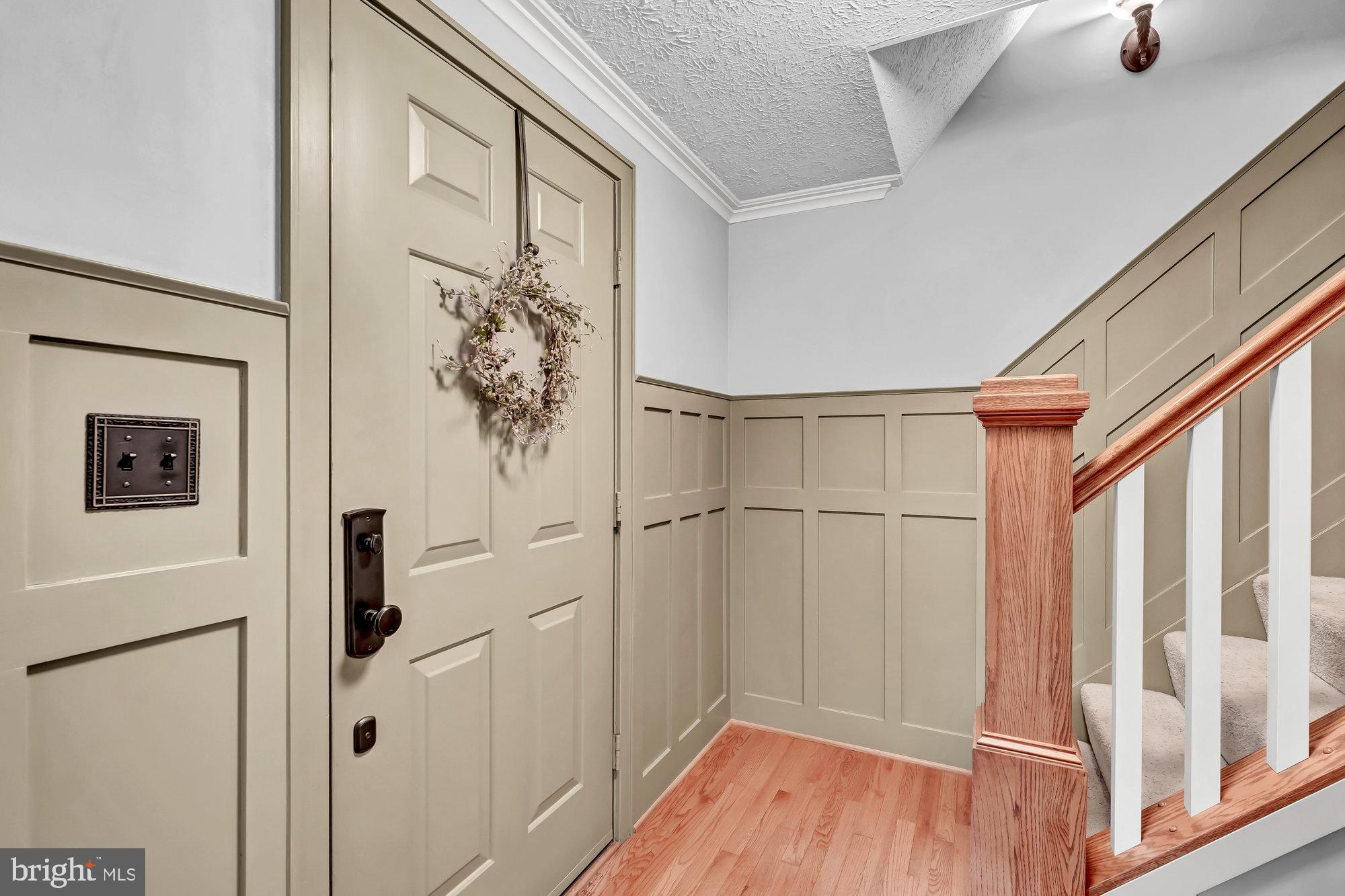 RESTON - Residential