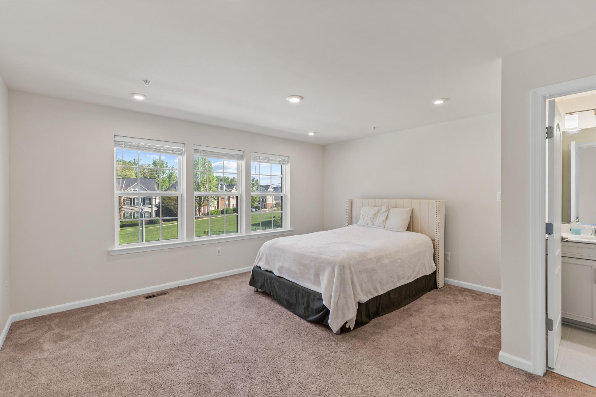 BALLARD GREEN - Residential