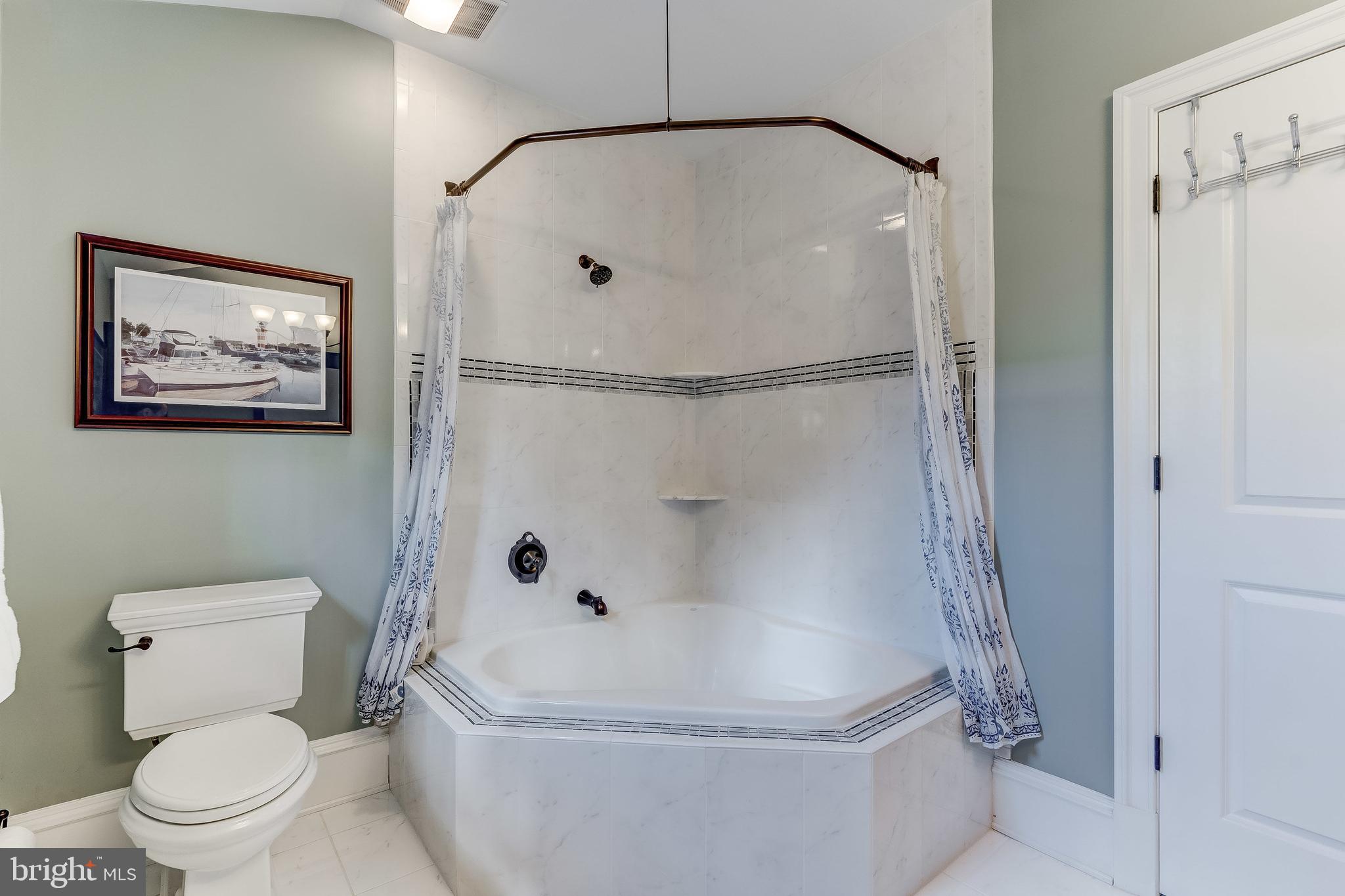 EASTPORT - Residential