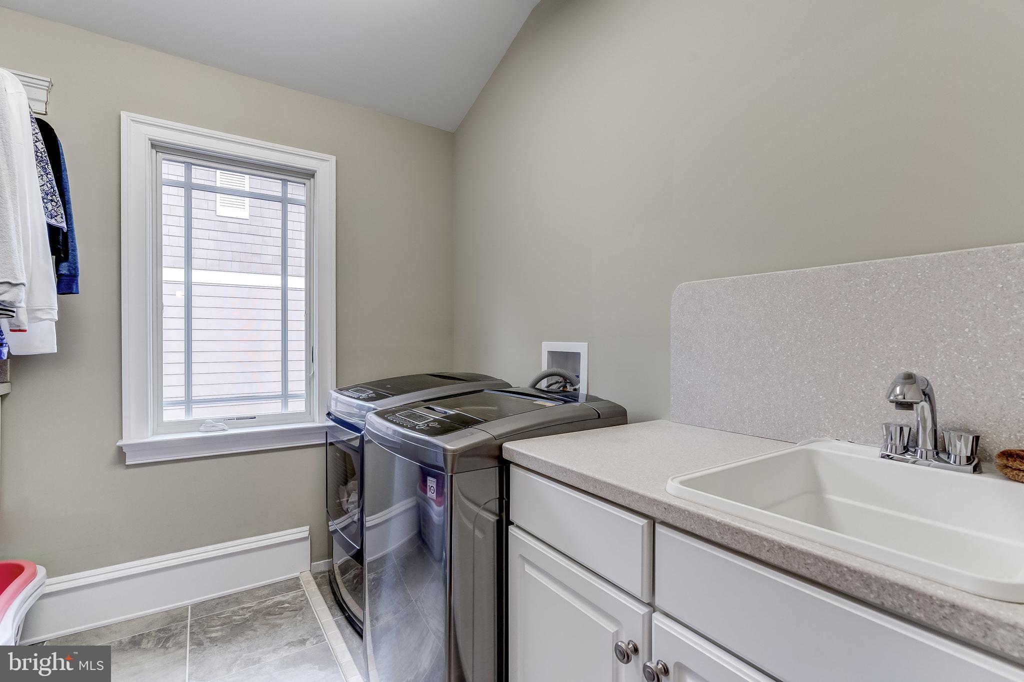 EASTPORT - Residential