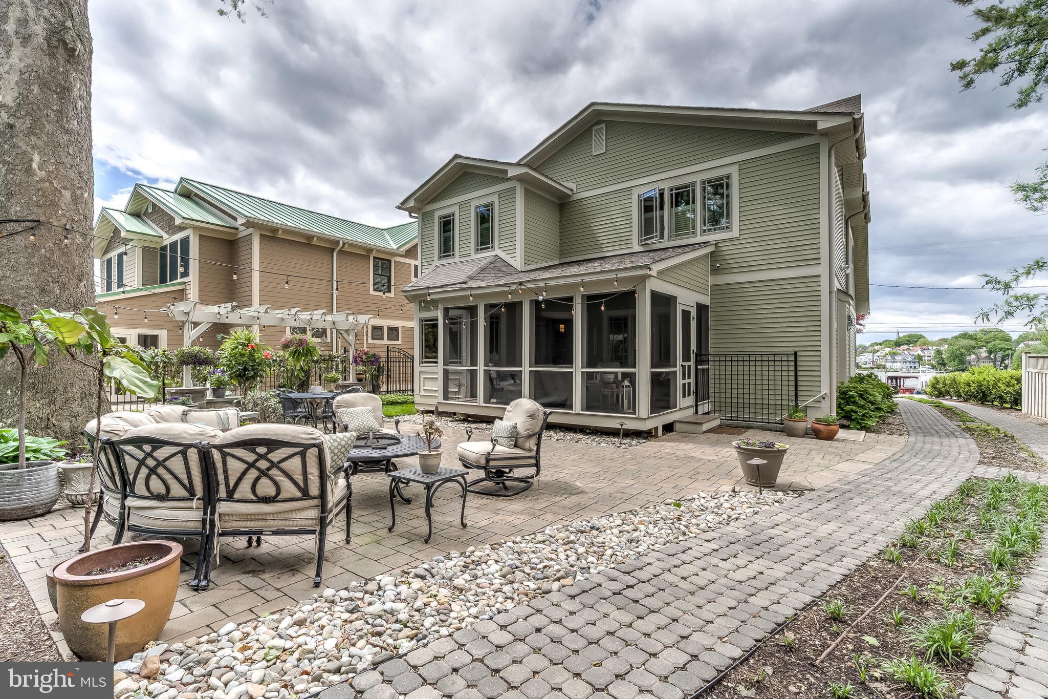 EASTPORT - Residential