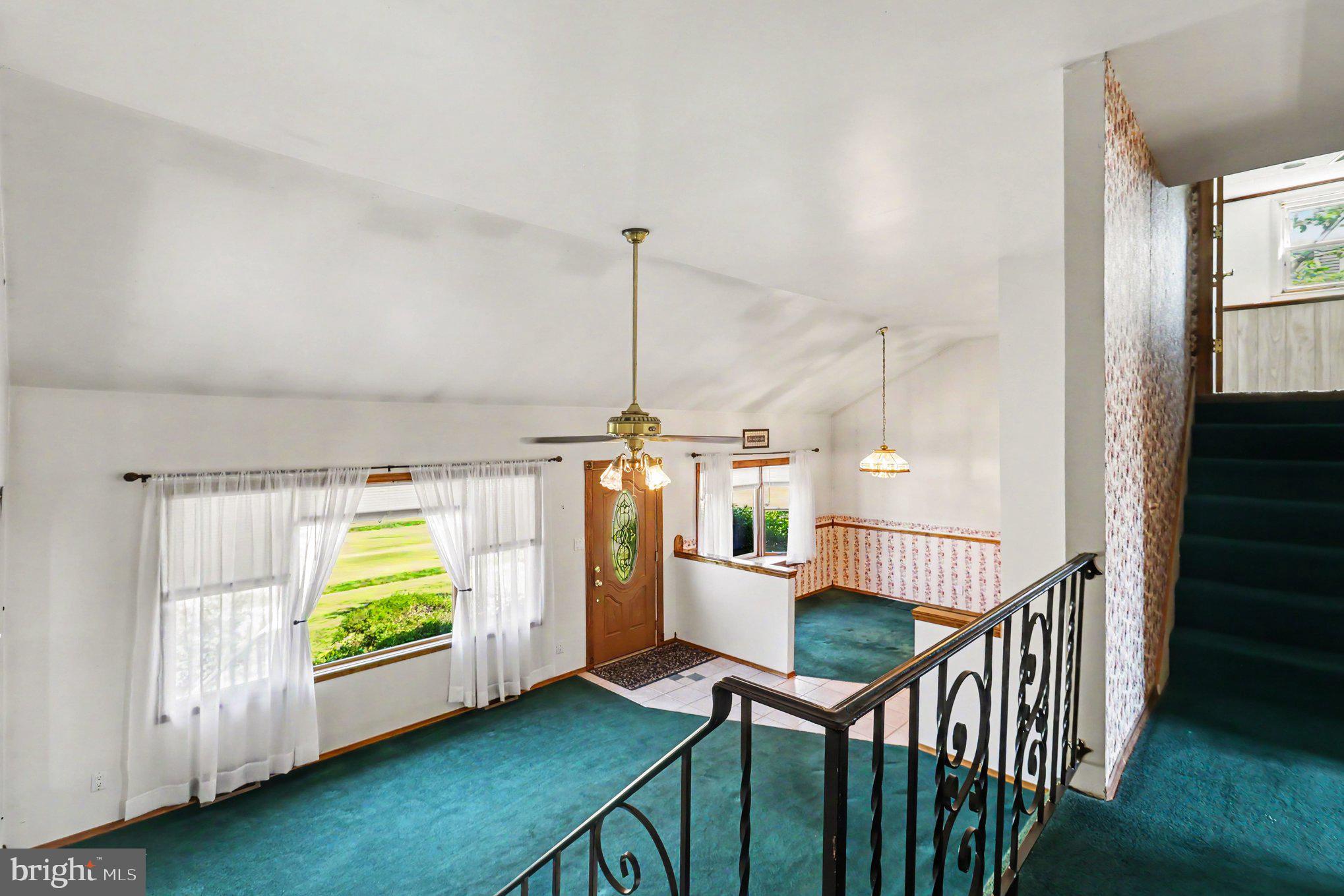 MEADOW WOOD - Residential
