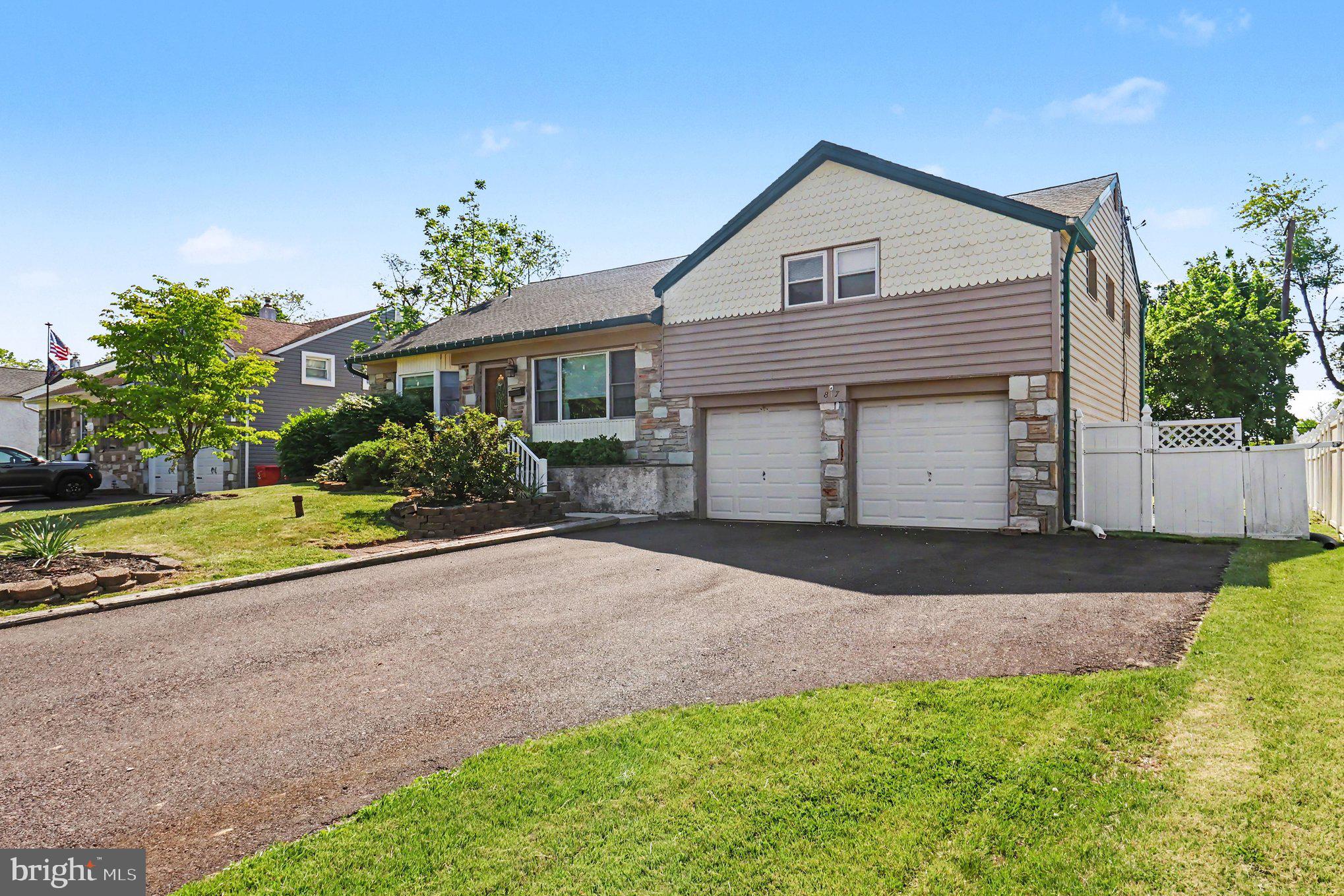 MEADOW WOOD - Residential