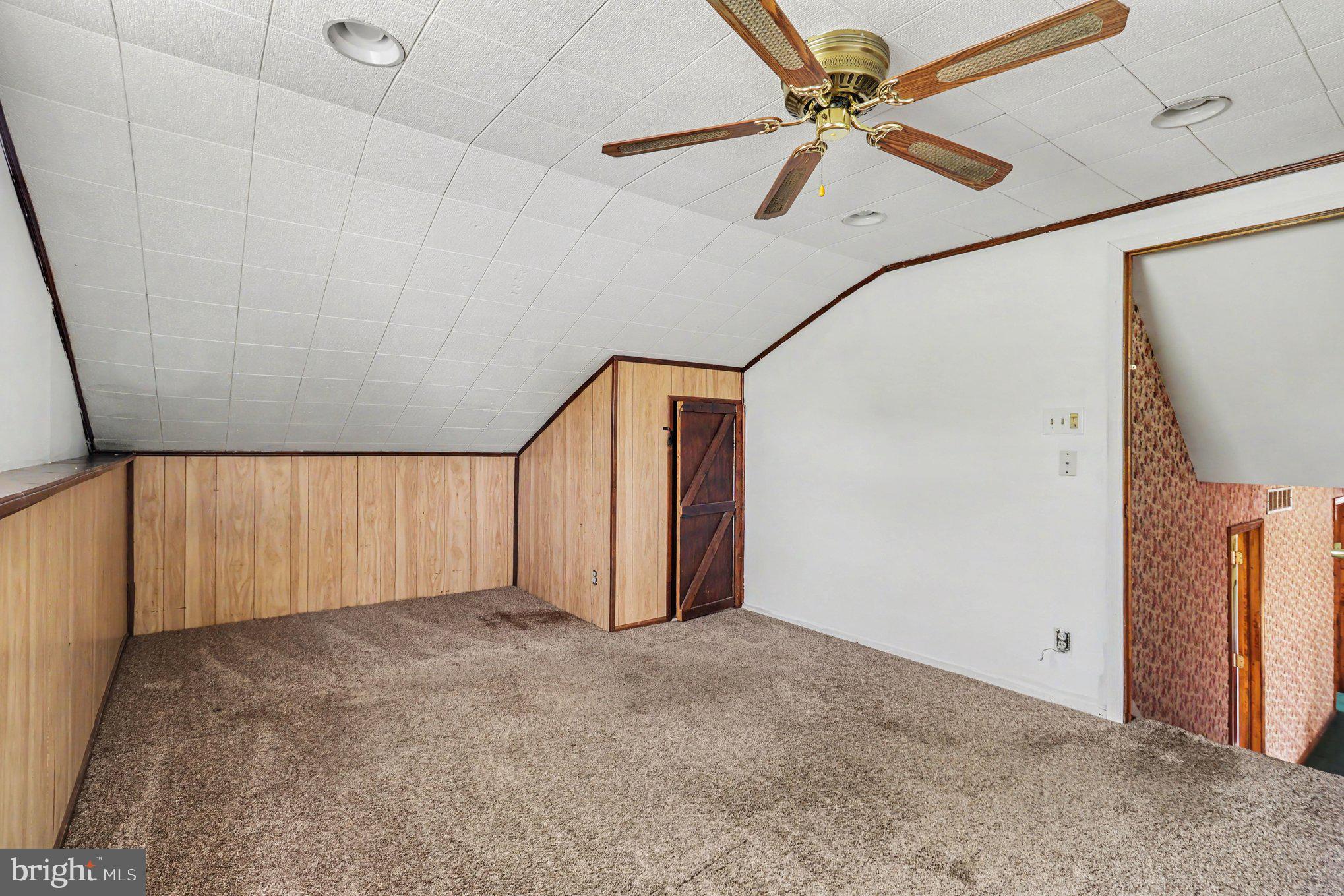 MEADOW WOOD - Residential