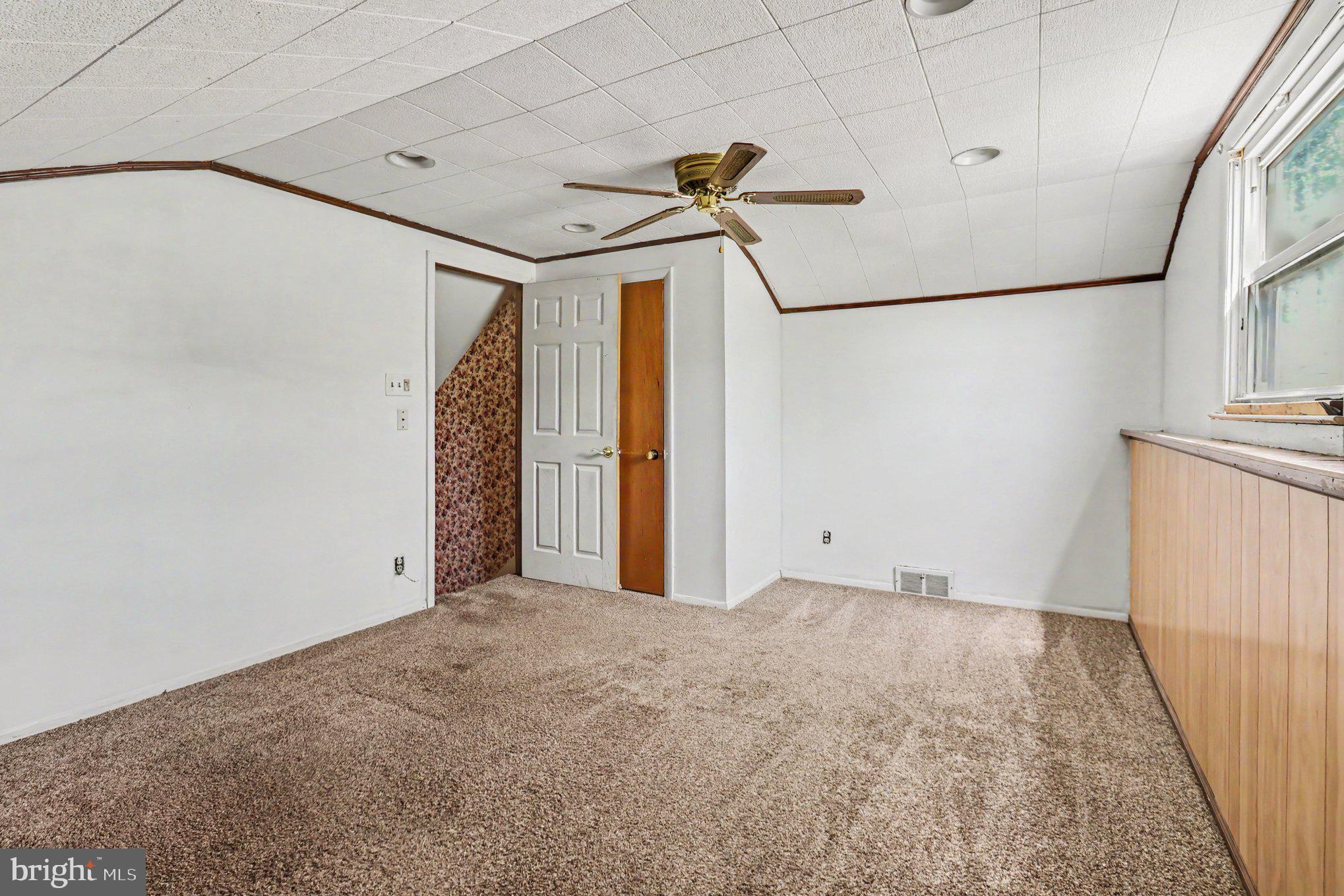 MEADOW WOOD - Residential