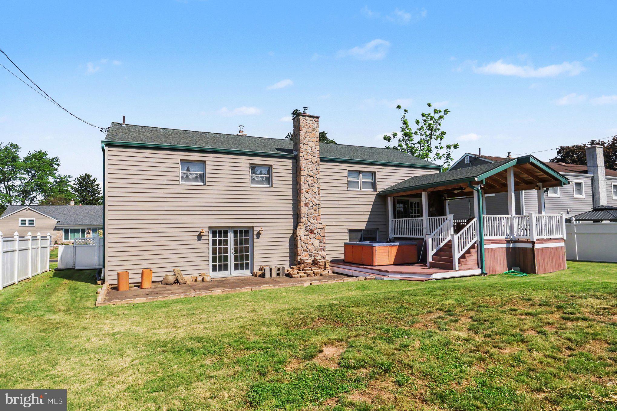 MEADOW WOOD - Residential