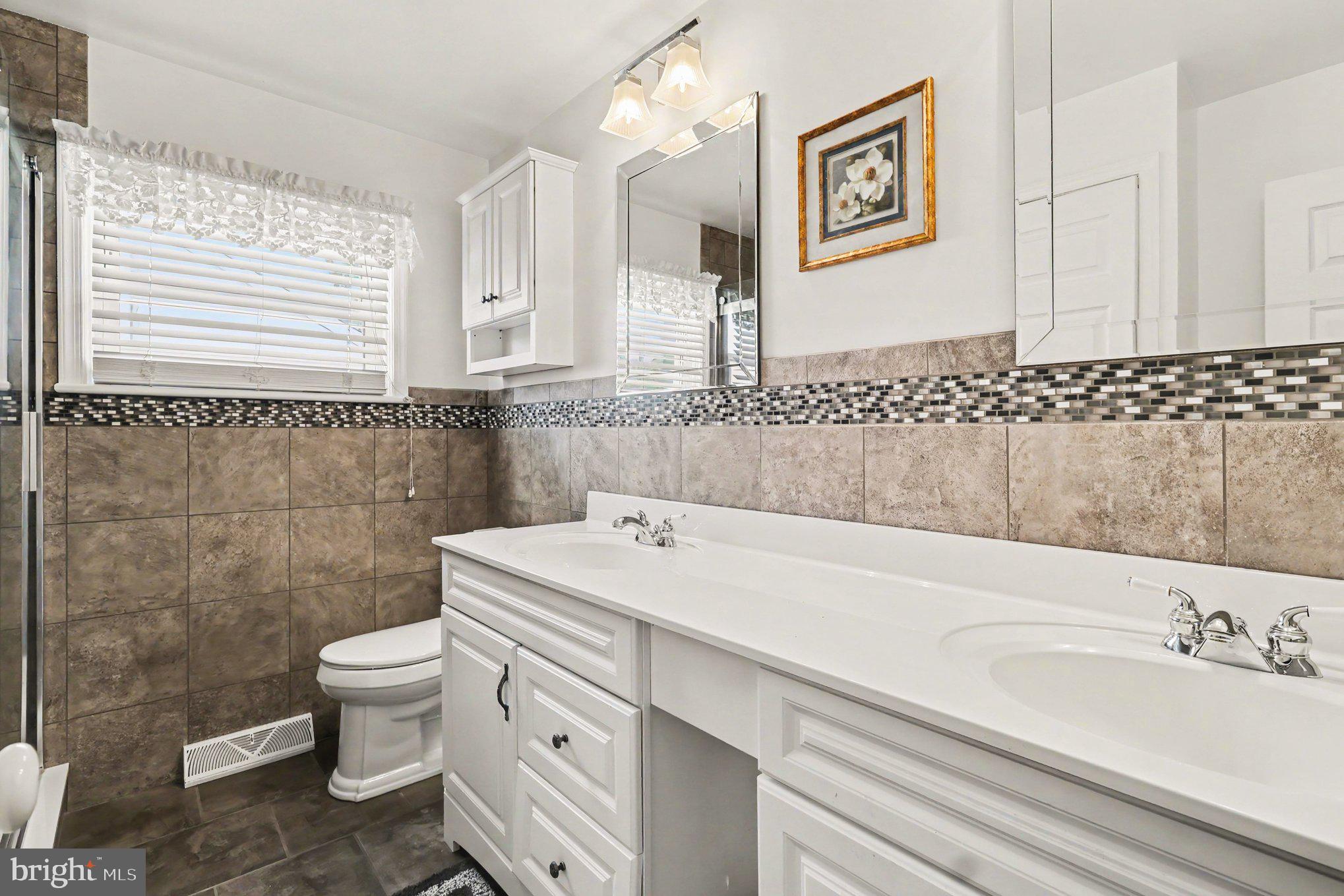 MEADOW WOOD - Residential
