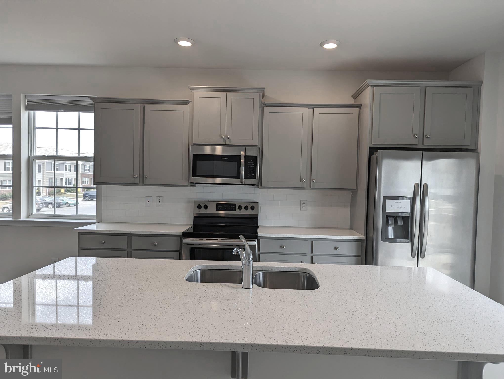 BERKELEY RIDGE - Residential Lease