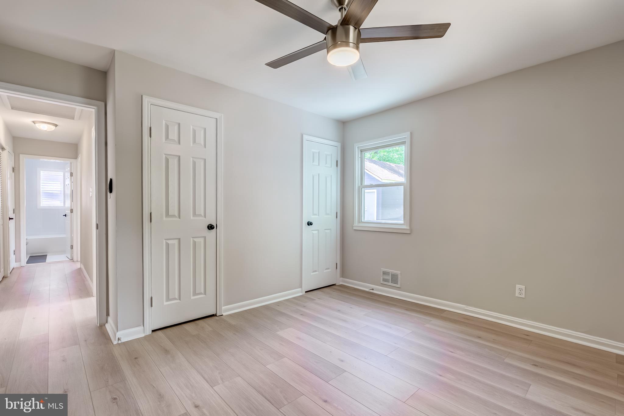 BURGUNDY VILLAGE - Residential